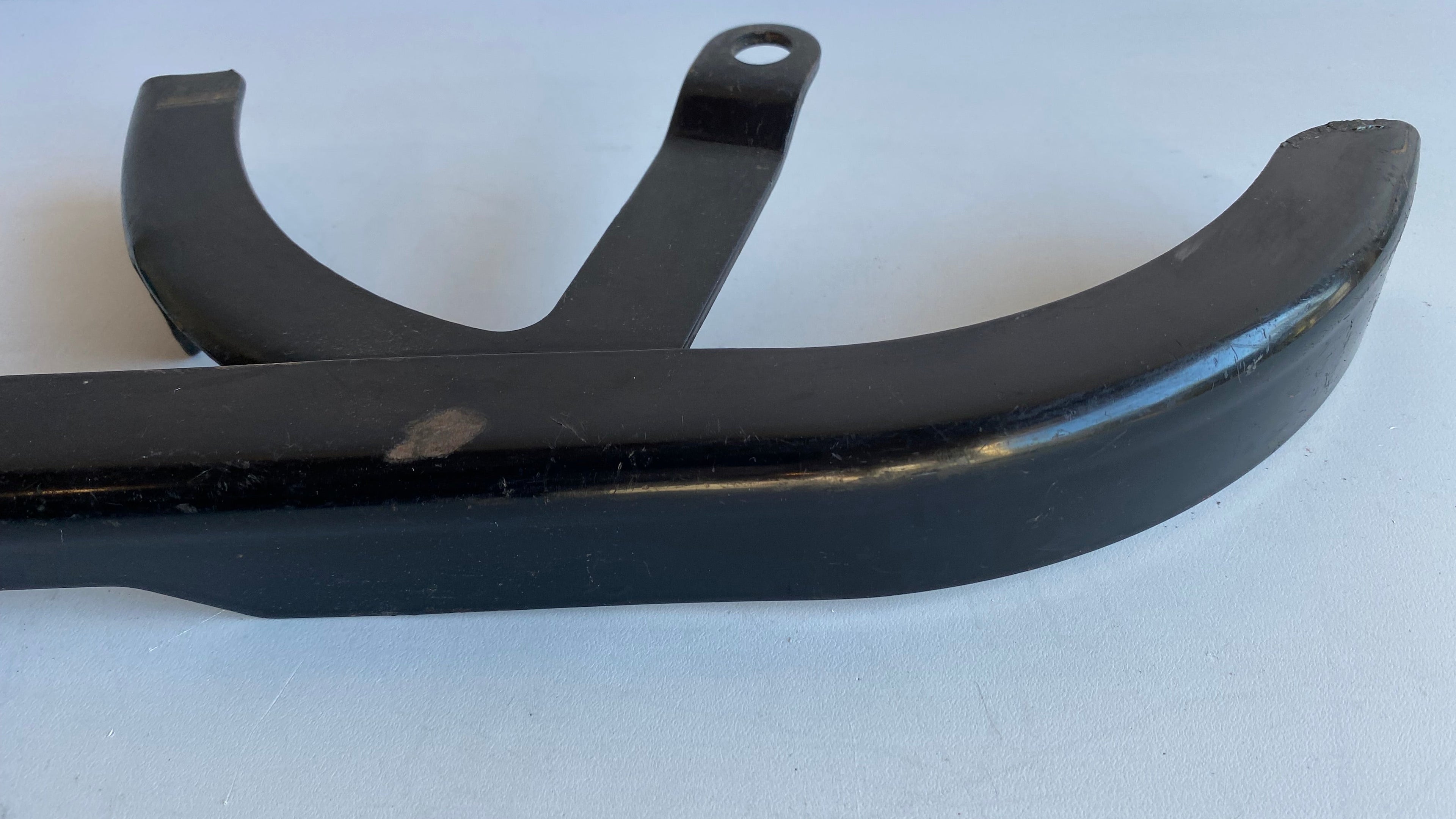 Pare courroie supérieur noir Sportster Harley Davidson REF OEM 60365-87