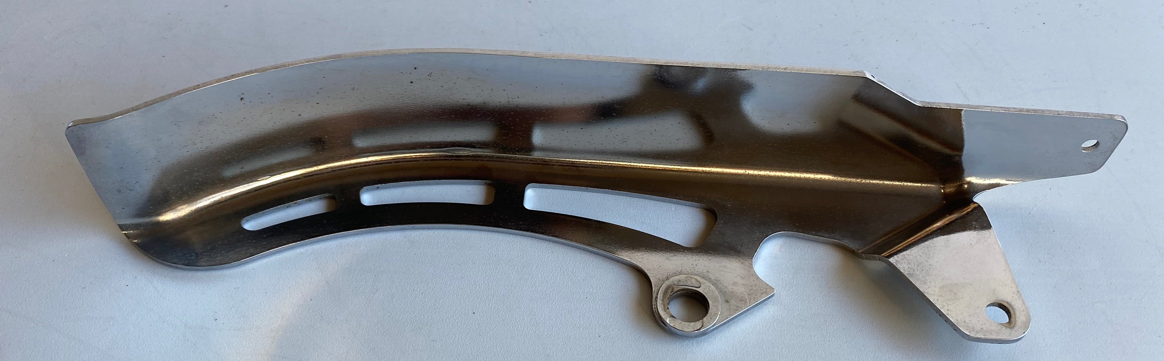 Pare courroie supérieur chromé court Softail Harley Davidson REF 60610-02