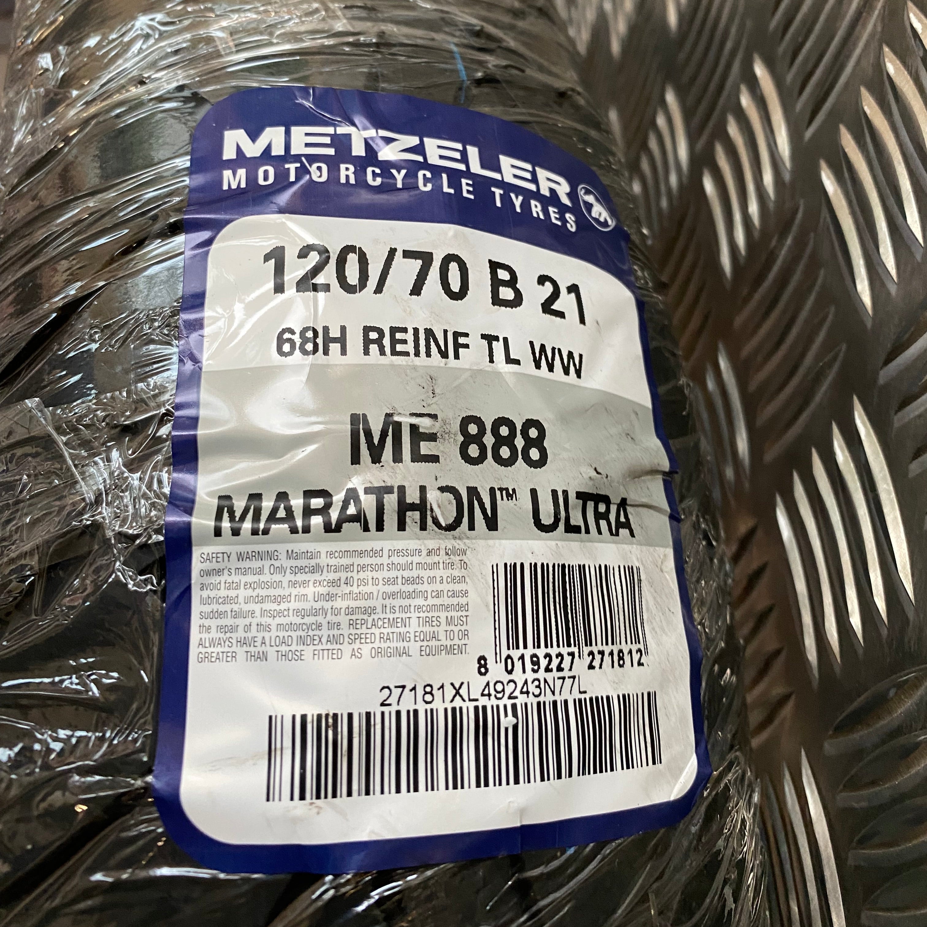 Pneu avant 120/70B21 RF 68H Metzeler marathon WWW Harley Davidson REF 2718100