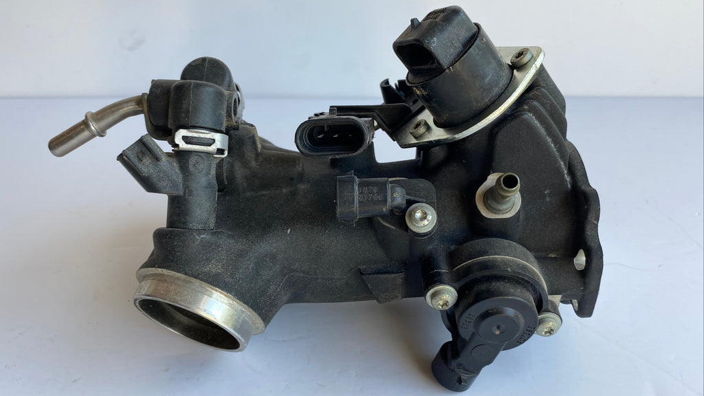 Corps d'injection Softail / Dyna Harley Davidson REF OEM 27708-06B