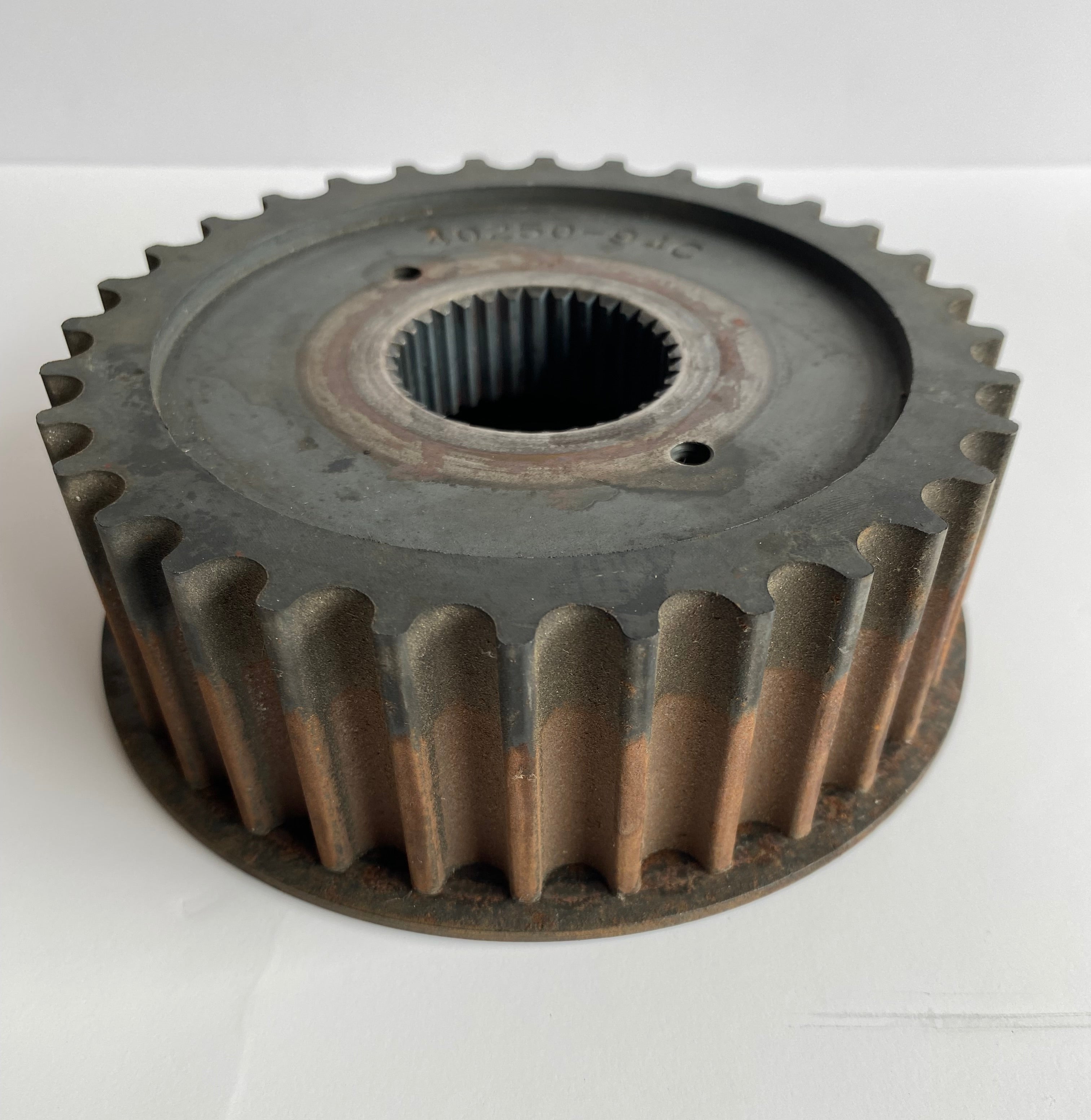 Poulie secondaire sortie boite à vitesses 32 dents Harley Davidson REF OEM 40250-94C