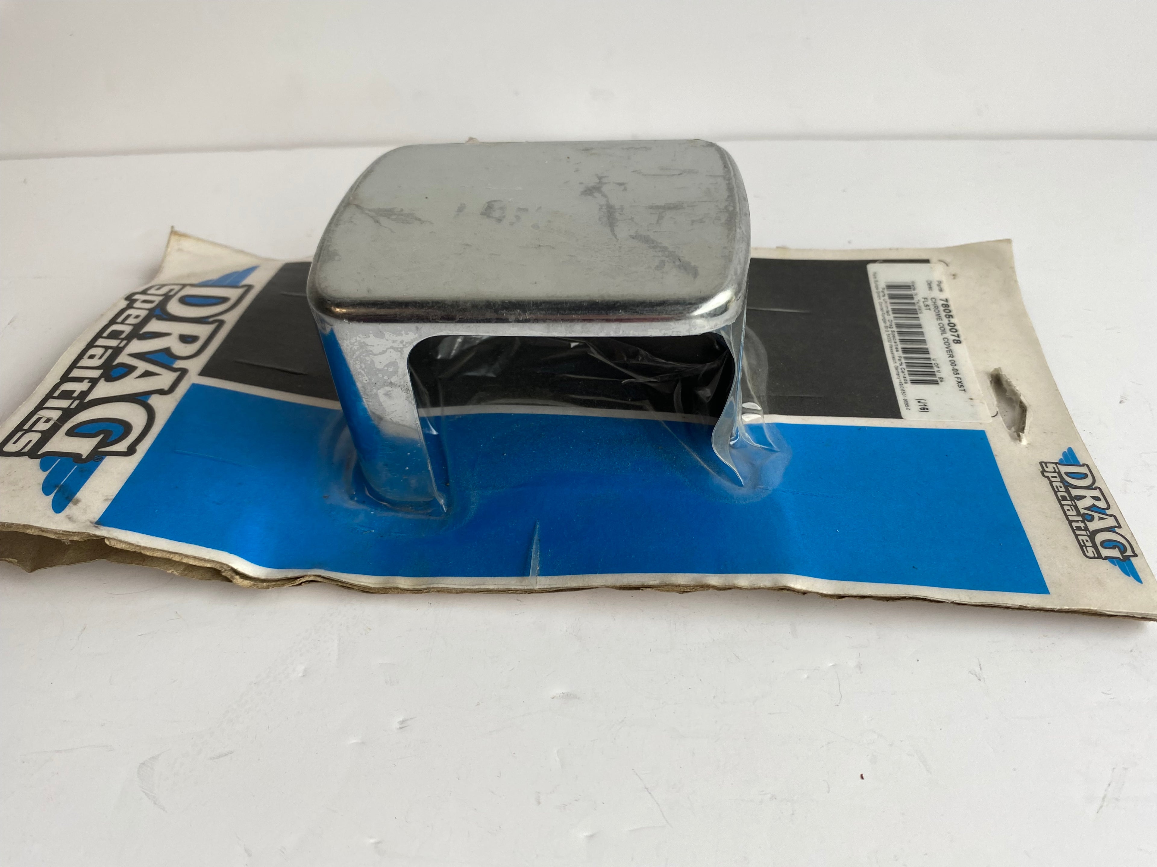 Cache bobine allumage chromé Softail Harley Davidson REF OEM 31606-00
