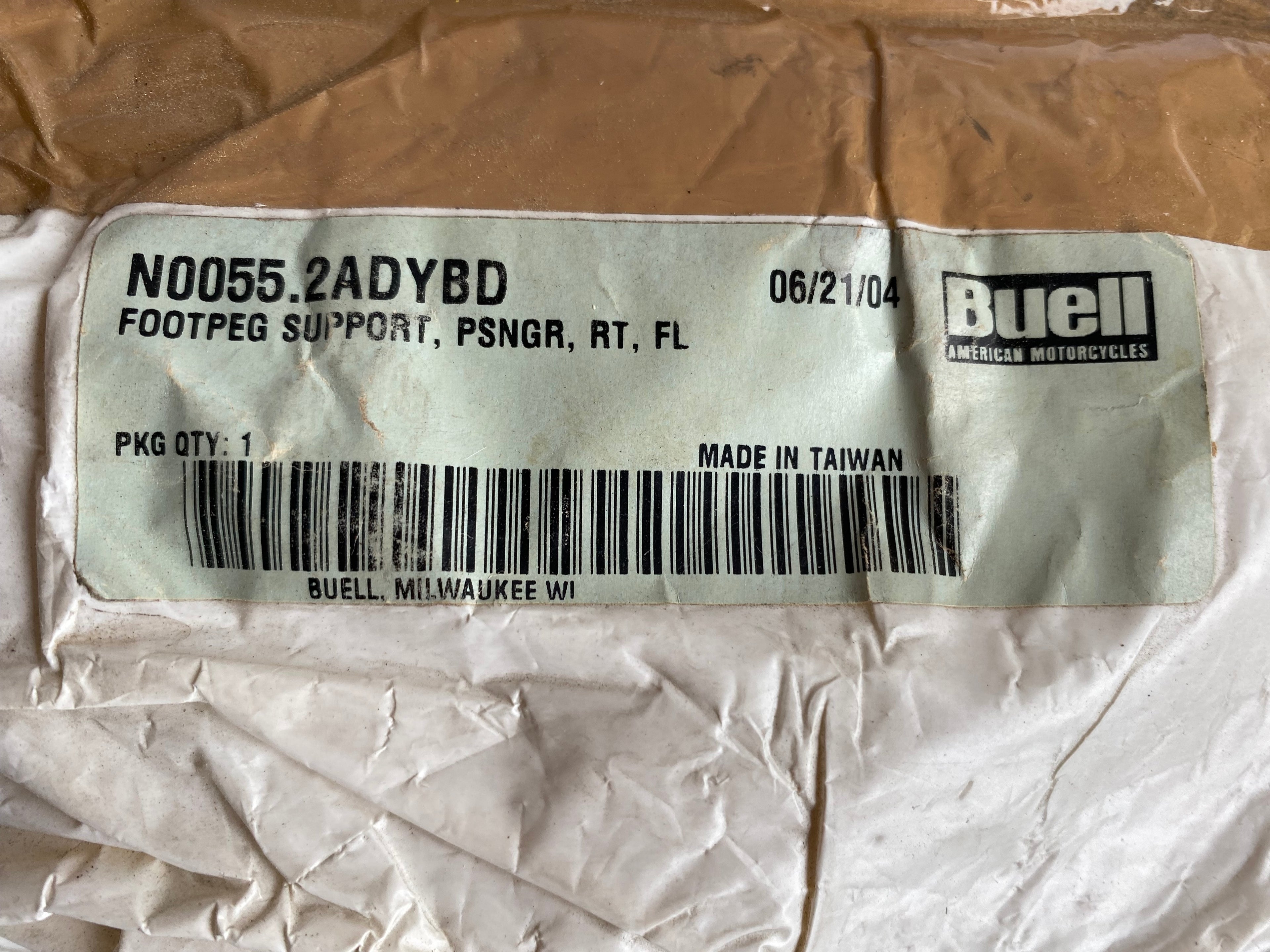 Support de cale pied passager droit Buell XB REF OEM N0055.2ADYBD