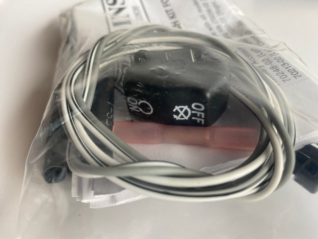 Bouton pour boitier auxiliaire Harley Davidson REF OEM 71718-02