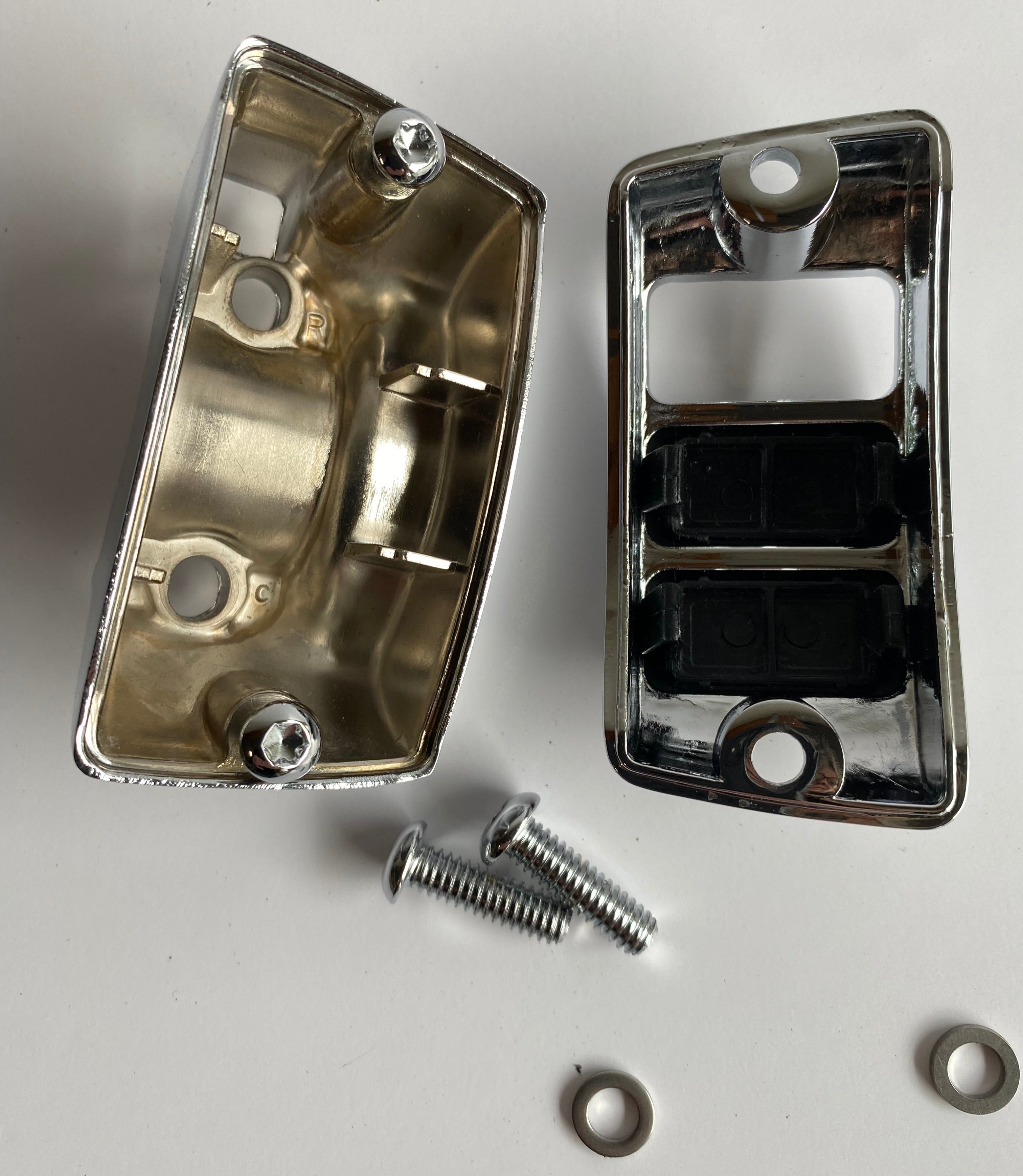 Harley Davidson Zusatztastenkasten, rechte Seite, Chrom, REF 70255-02B