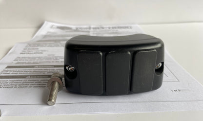 Boitier boutons auxiliaires noir coté gauche Harley Davidson REF 70248-02B