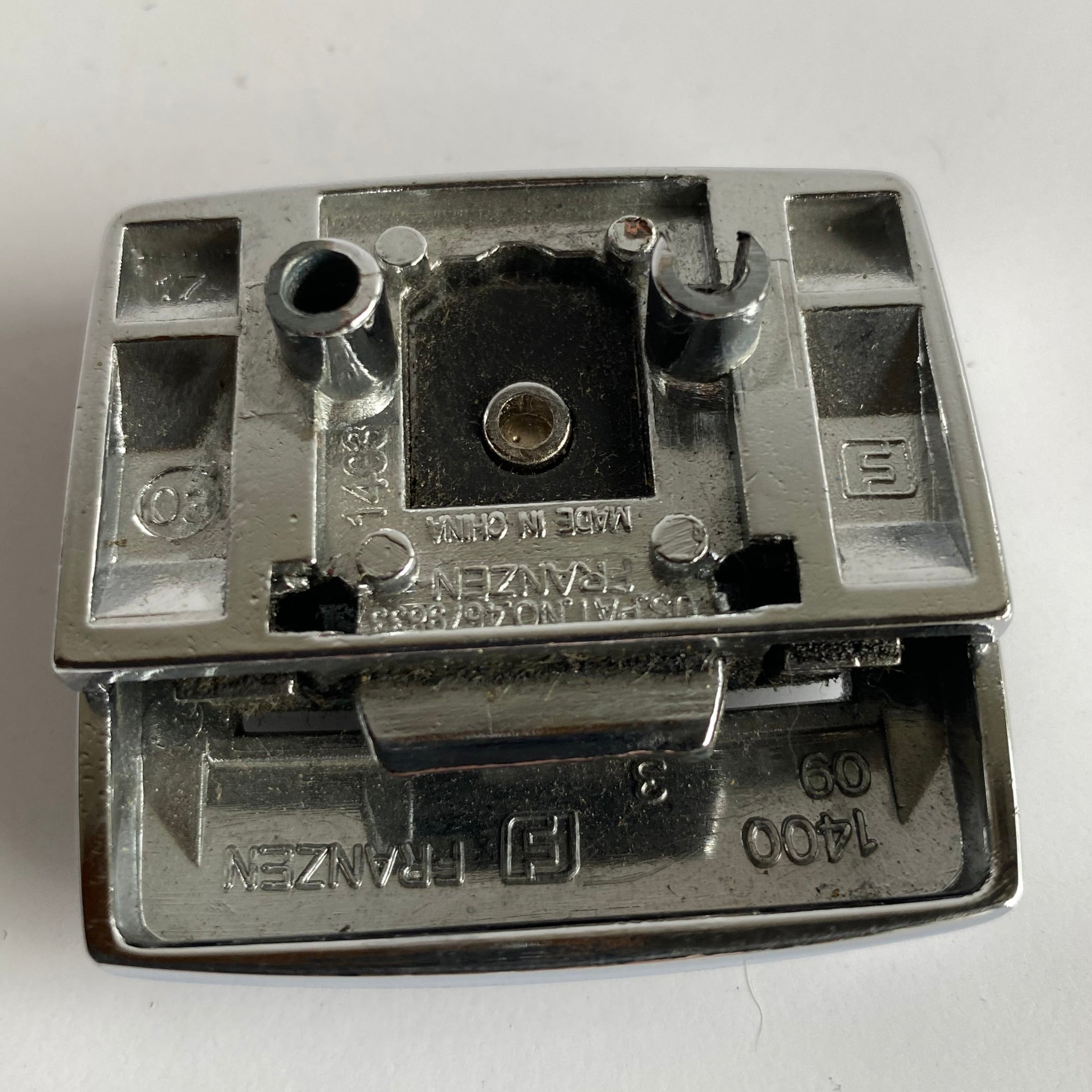 Verrou Tour Pak Touring Harley Davidson REF OEM 90649-07