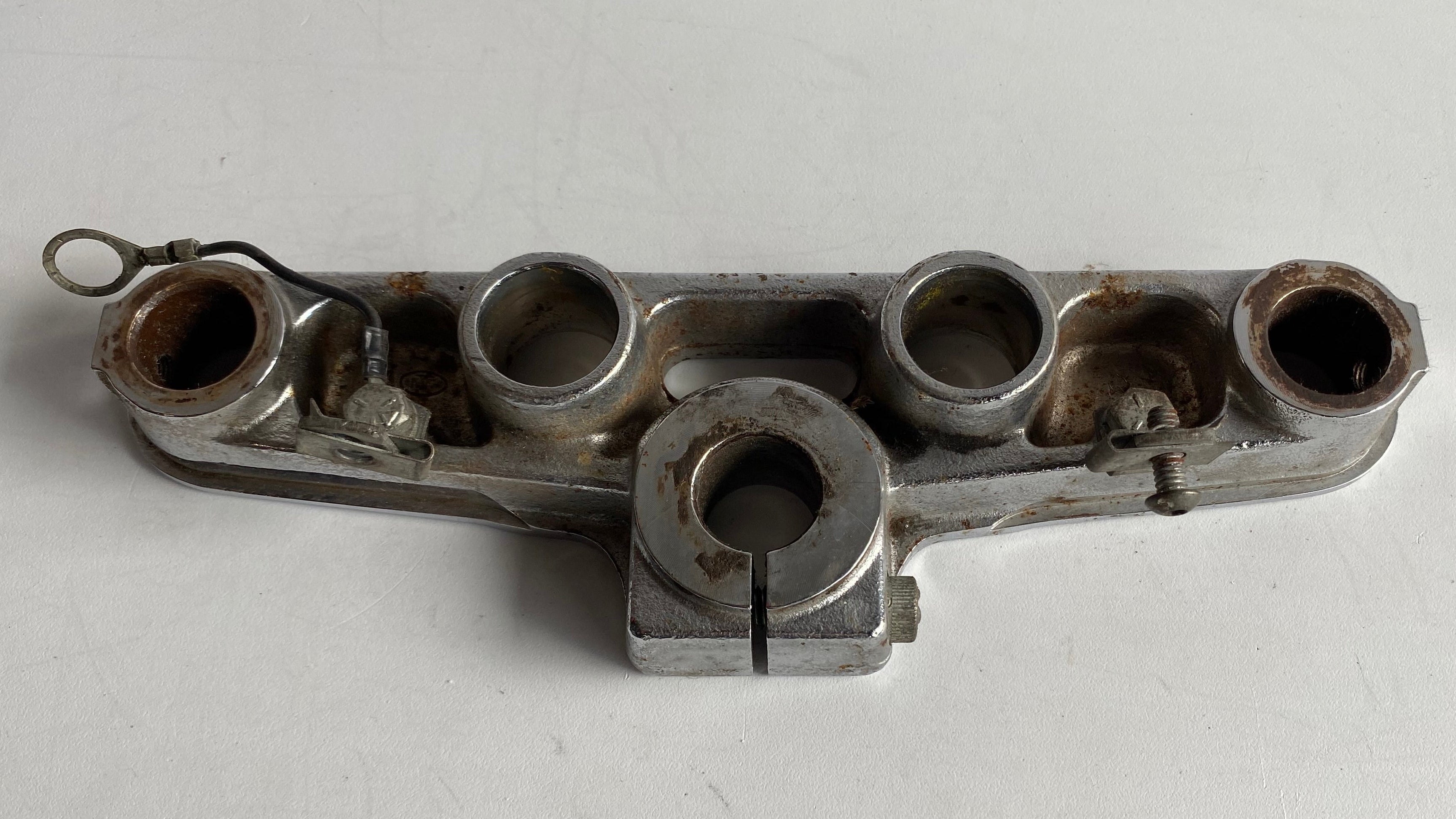 Té de fourche supérieur Softail Harley Davidson REF OEM 45456-86B