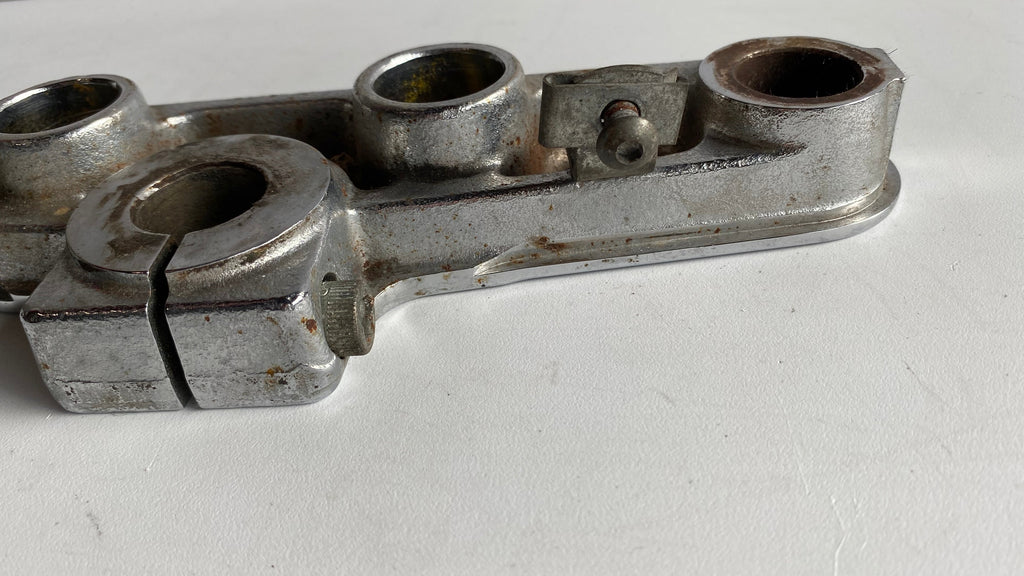 Té de fourche supérieur Softail Harley Davidson REF OEM 45456-86B