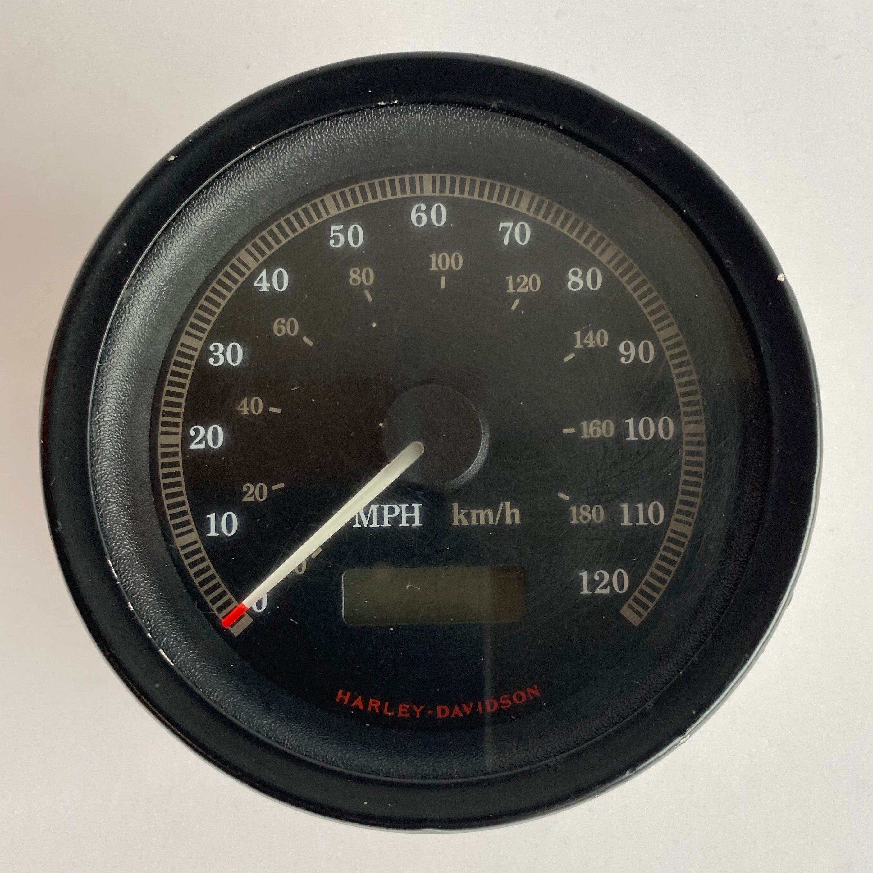 Compteur de vitesses en miles et km/h 4 pouces Harley Davidson REF OEM 67290-98A