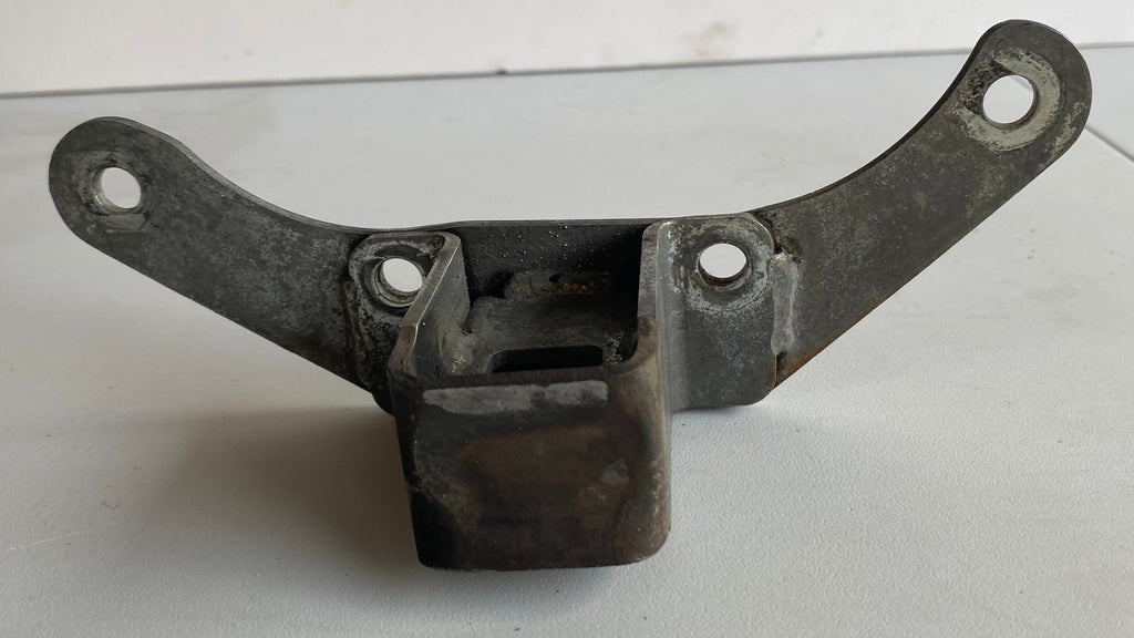 Support collecteur échappement Touring Harley Davidson REF OEM 65678-85A