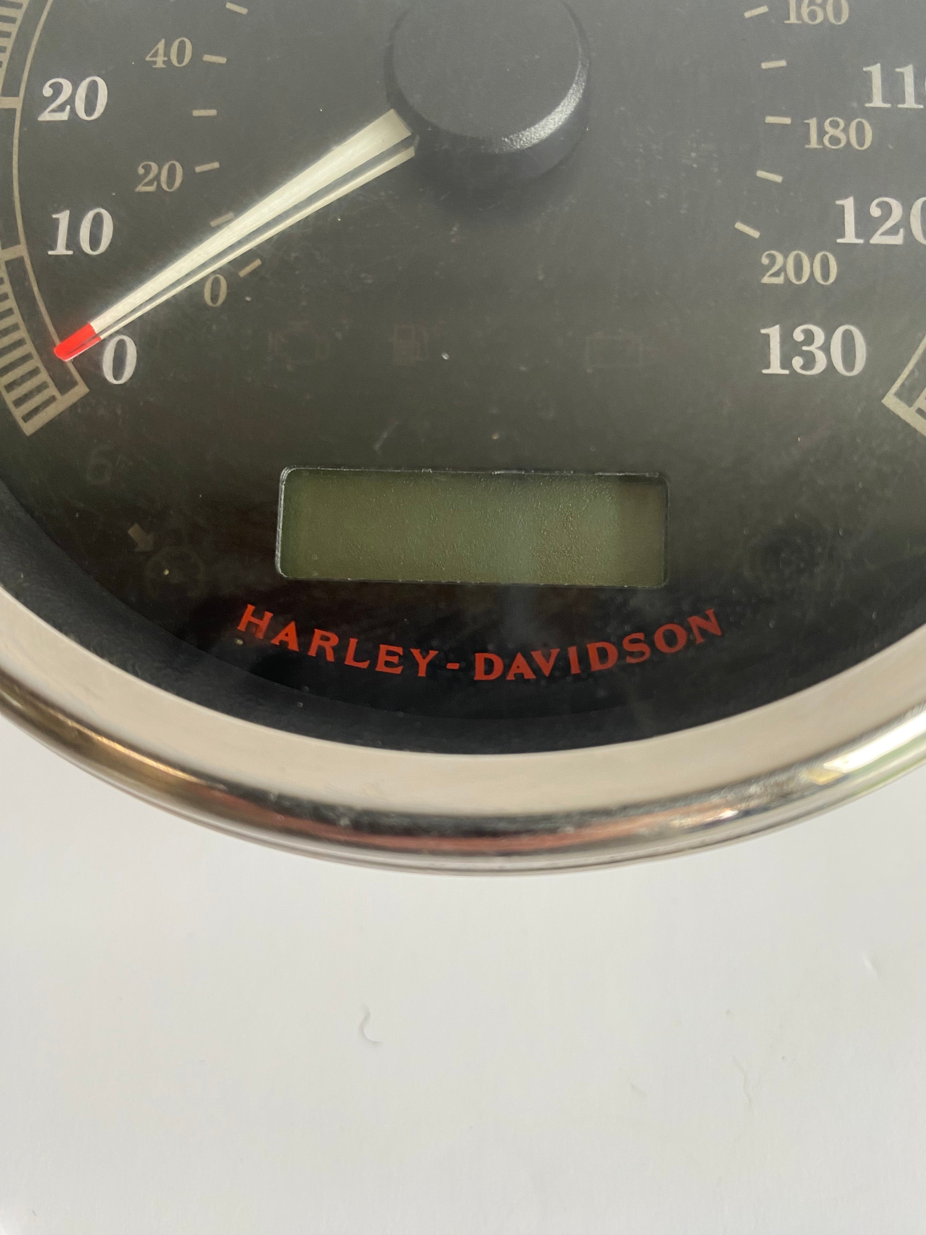 Compteur de vitesses en miles 5 pouces Softail Harley Davidson REF OEM 67196-08