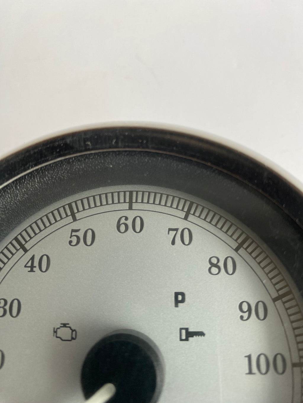 Compteur de vitesses en miles 4 pouces Harley Davidson REF OEM 67457-00