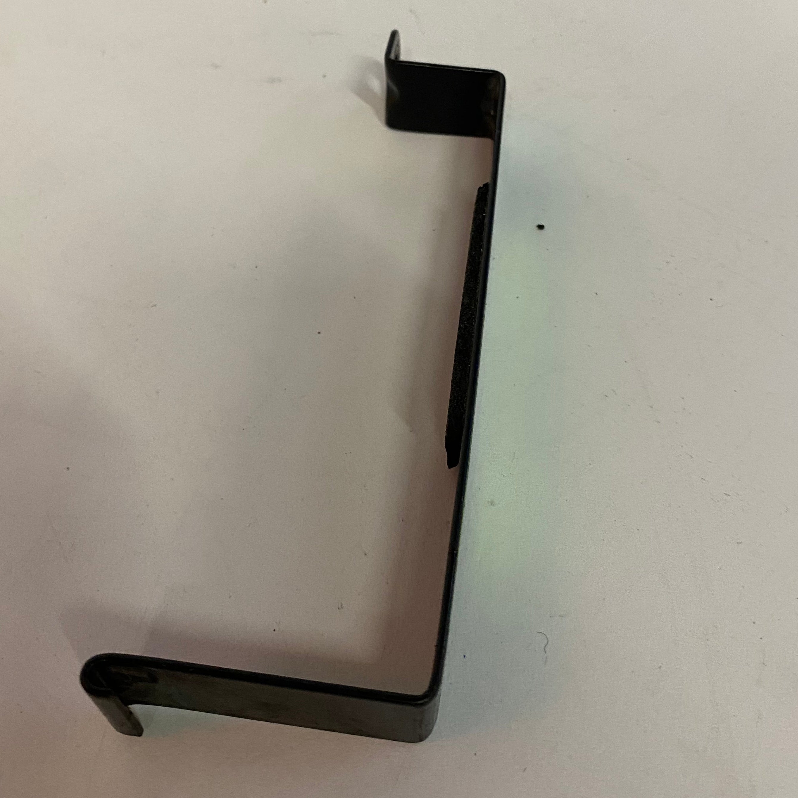 Barre de maintien de batterie Sportster Harley Davidson REF OEM 66000032