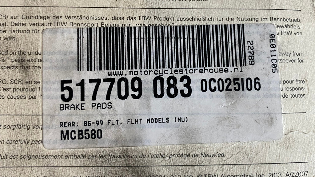 Jeu de plaquettes de frein arrière TRW Touring Harley Davidson REF MCS 517709