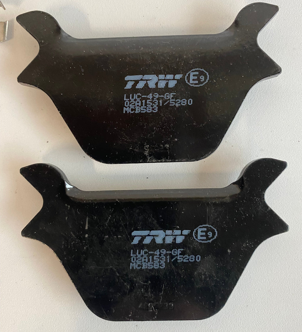 Jeu de plaquettes de frein arrière TRW Harley Davidson REF MCS 517711