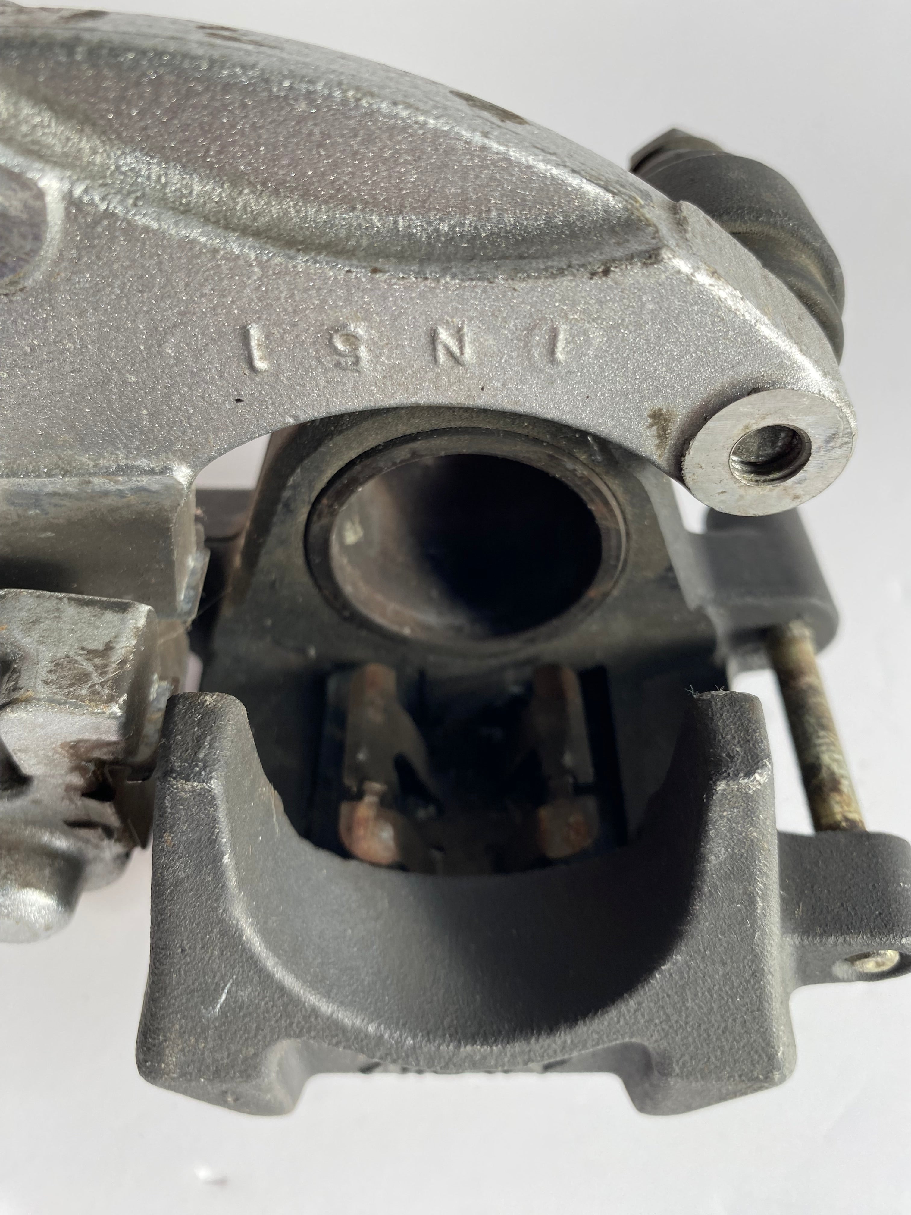 Etrier de frein arrière + support BUELL XB REF OEM H0102.02A8A