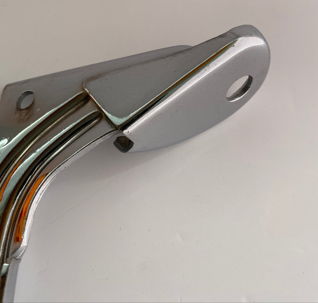 Support droit chromé de phares additionnels Shovelhead Harley Davidson REF OEM 68604-62