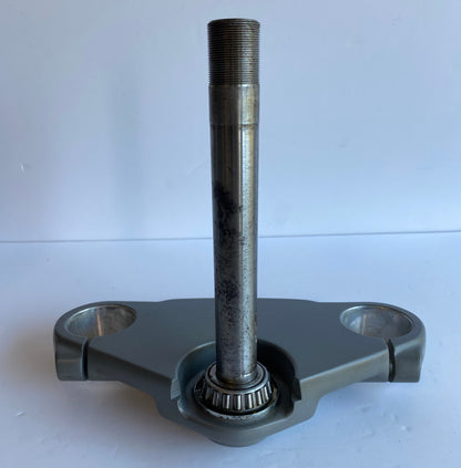 Té de fourche inférieur Softail Rocker Harley Davidson REF OEM 46429-08