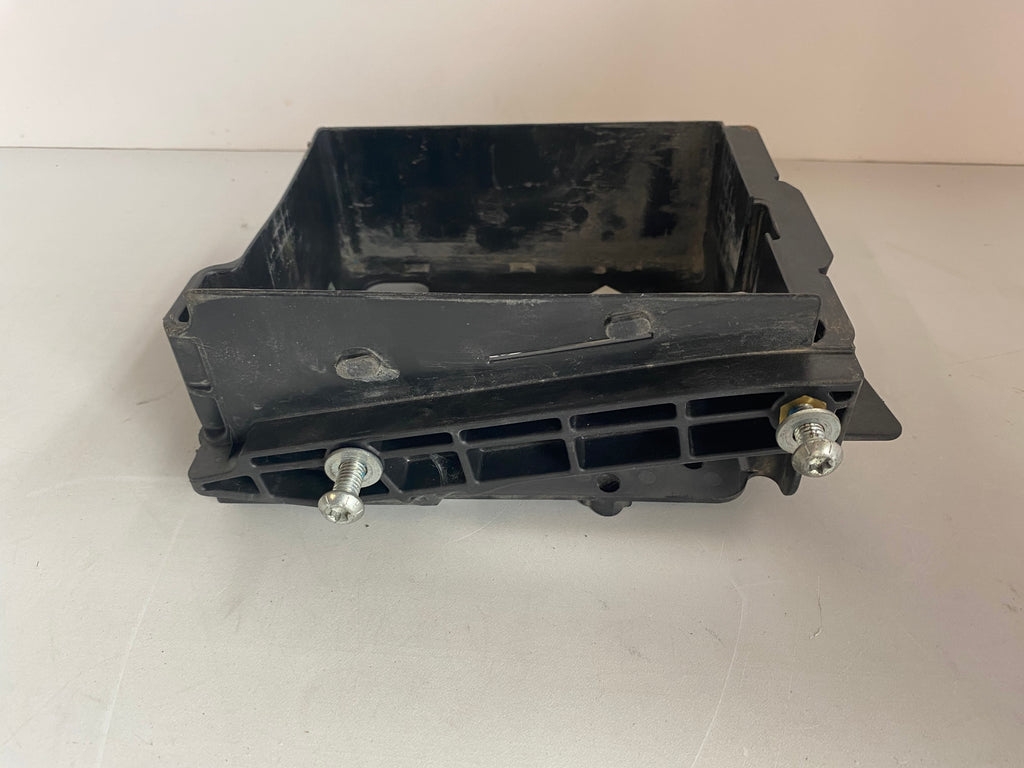 Support de batterie Dyna Harley Davidson REF OEM 70379-06B