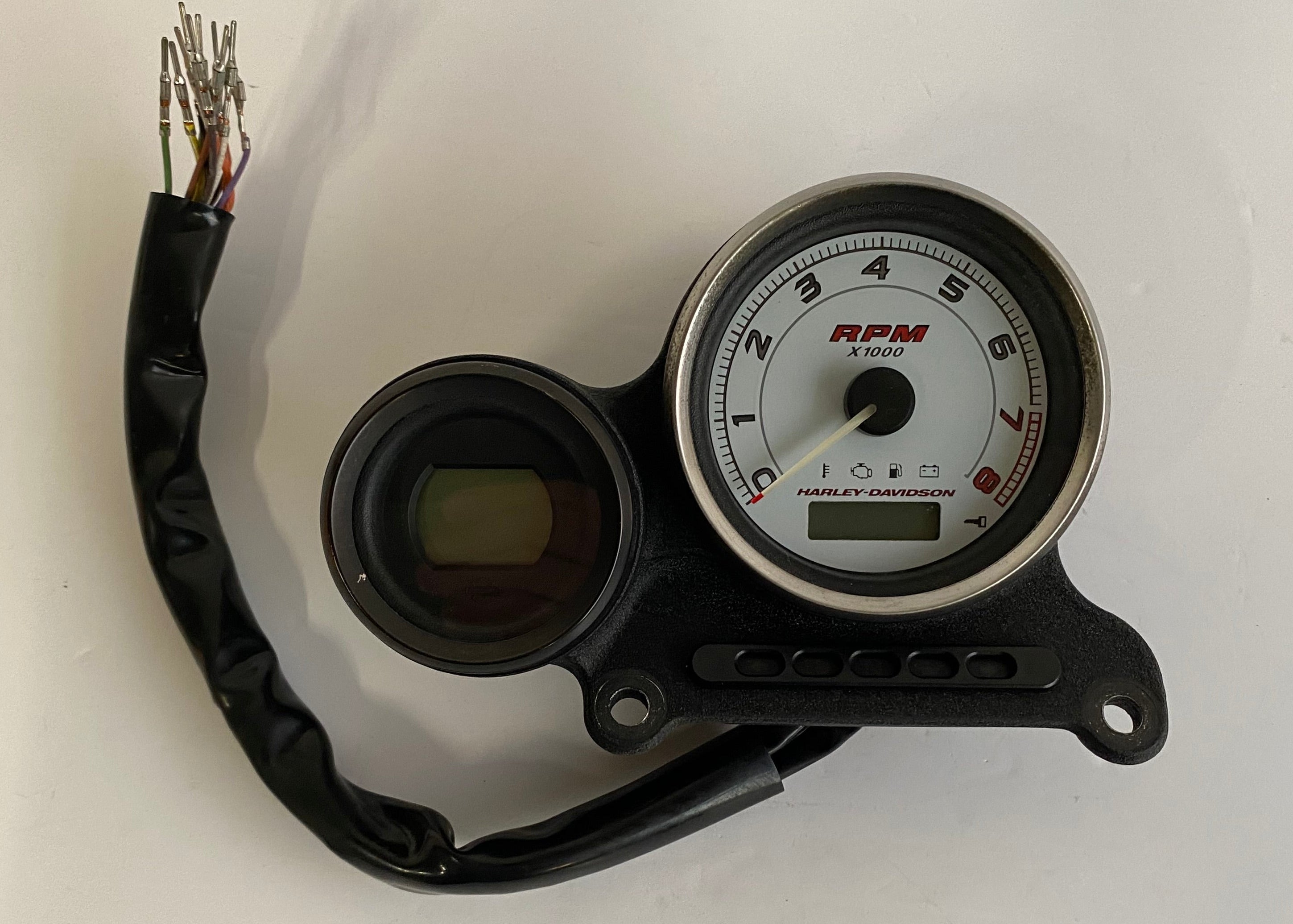 Compteur de vitesses et compte tours sportster XR 1200 Harley Davidson REF OEM 70714-10