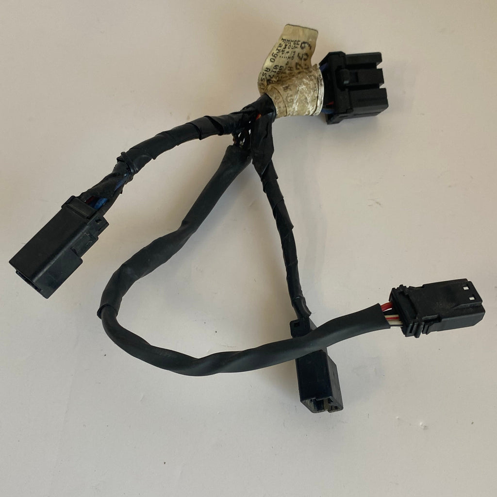 Faisceau électrique pour feu arrière Dyna Harley Davidson REF OEM 69200424A