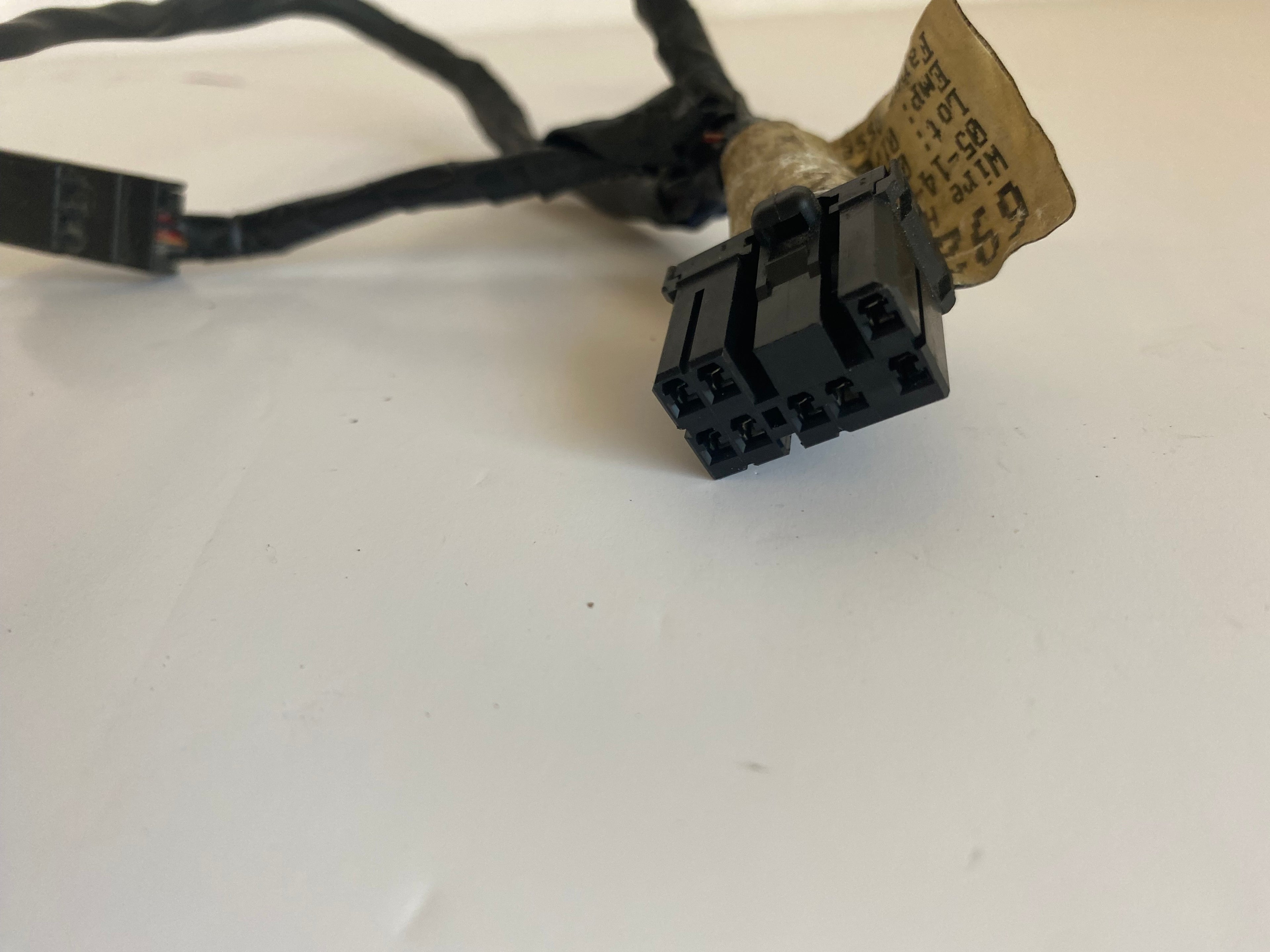 Faisceau électrique pour feu arrière Dyna Harley Davidson REF OEM 69200424A
