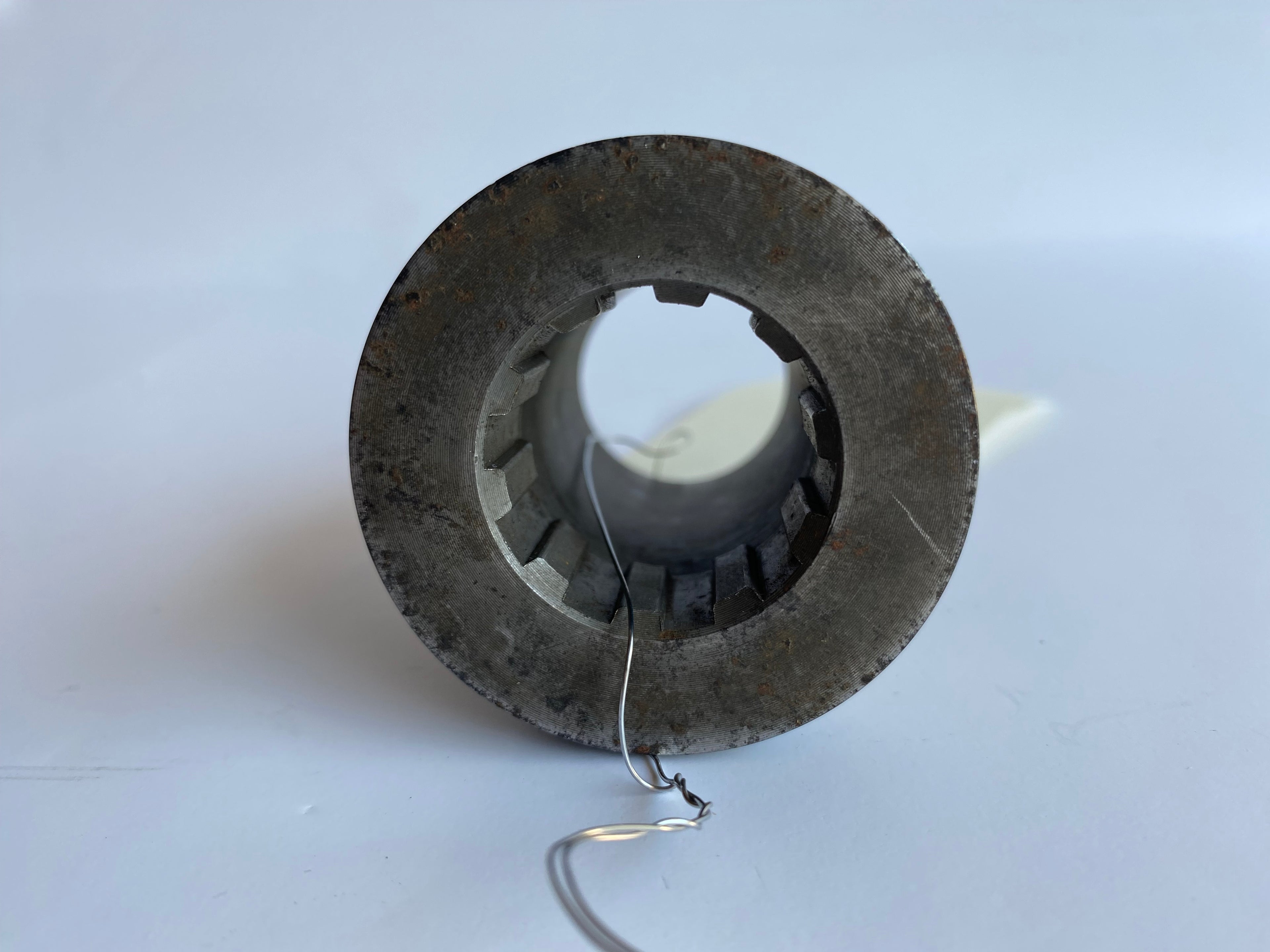 Harley Davidson compensator pinion shaft REF OEM 40266-85