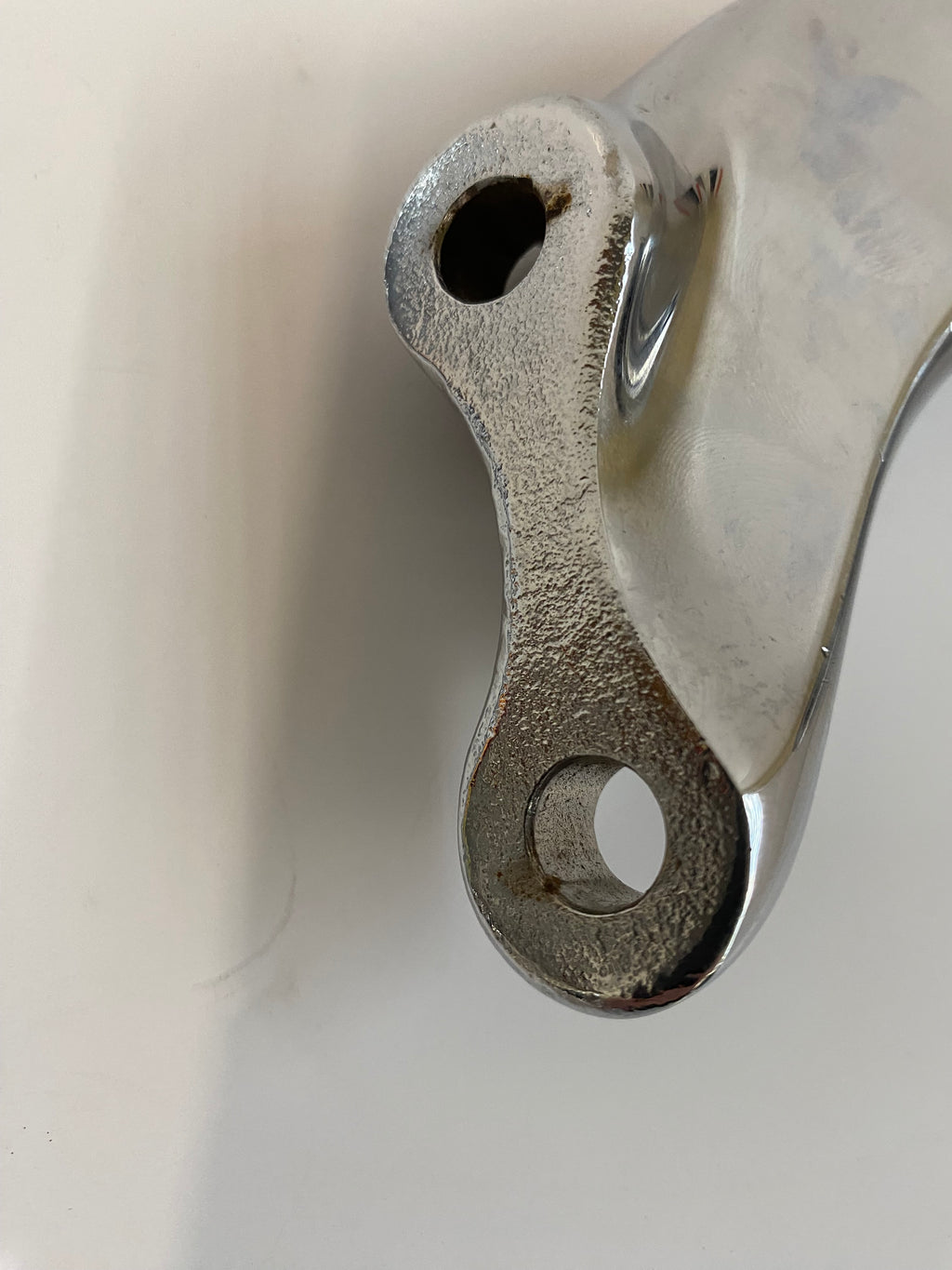 Supports de cale pied pilote commandes avancées Sportster Harley Davidson REF 42705-04