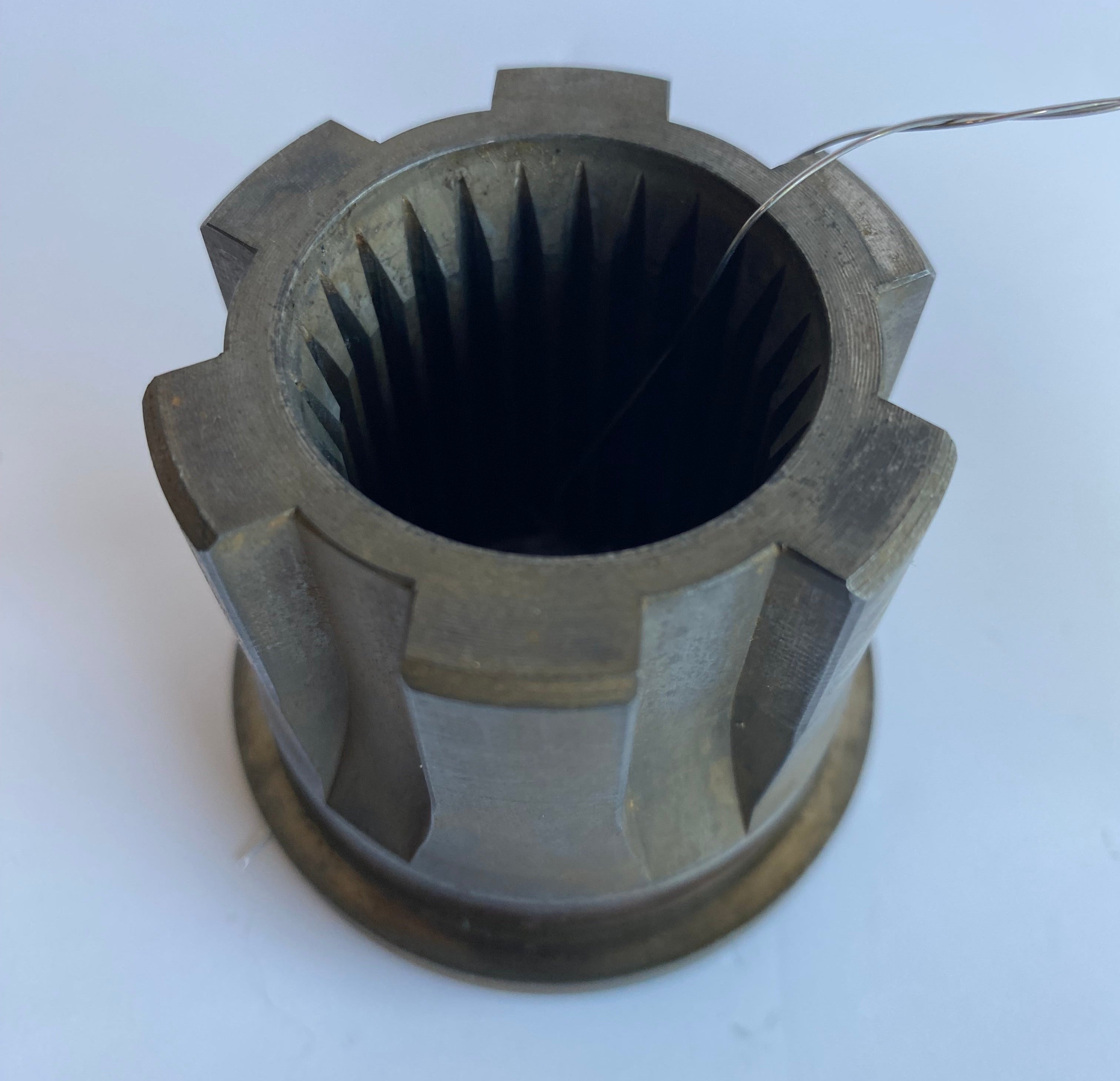 Harley Davidson Torque Compensator Pinion Shaft REF OEM 40297-06