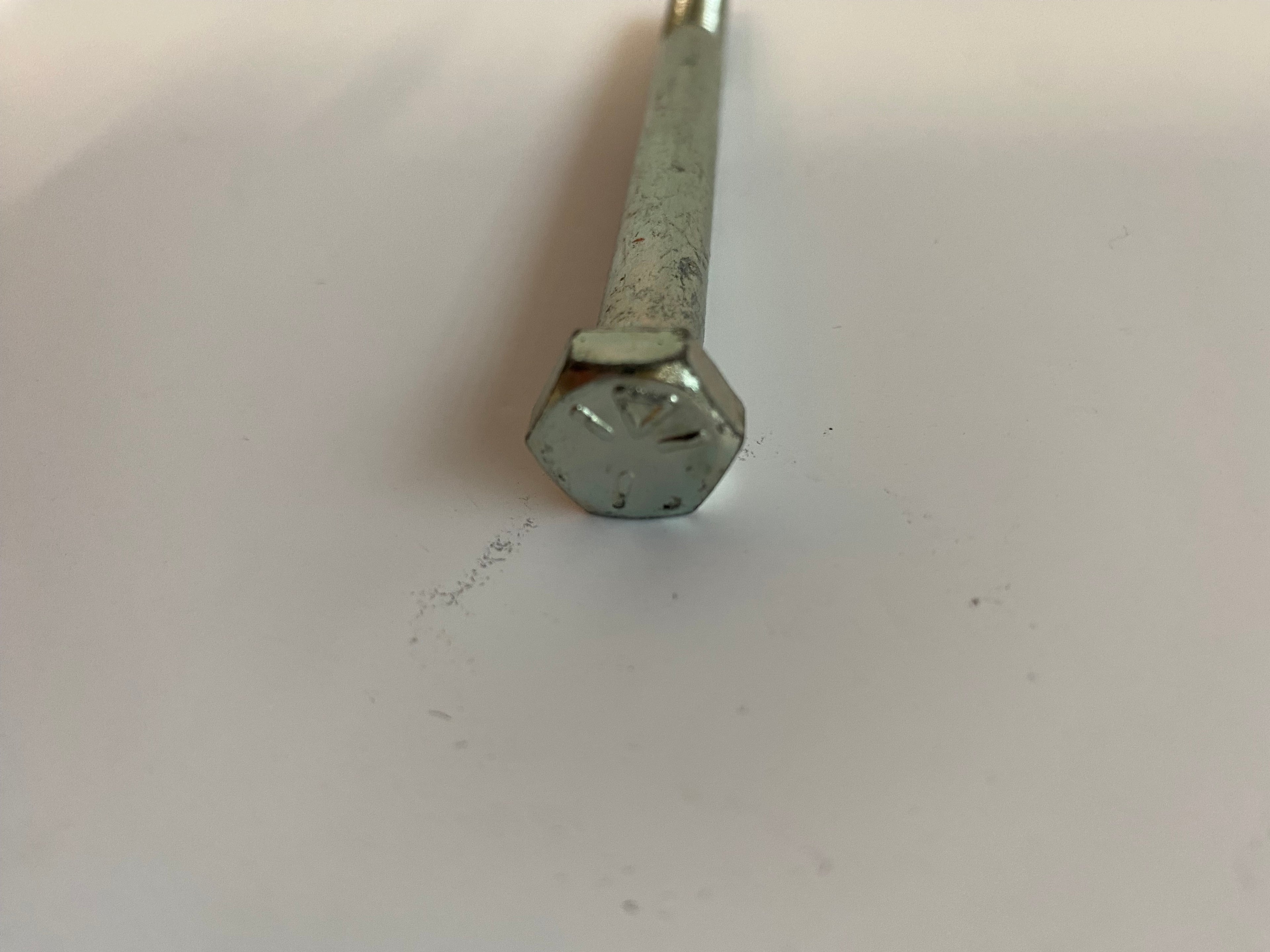 Vis hex 5/16-18 x 3-5/8 clignotants arrière Dyna Harley Davidson REF OEM 4116