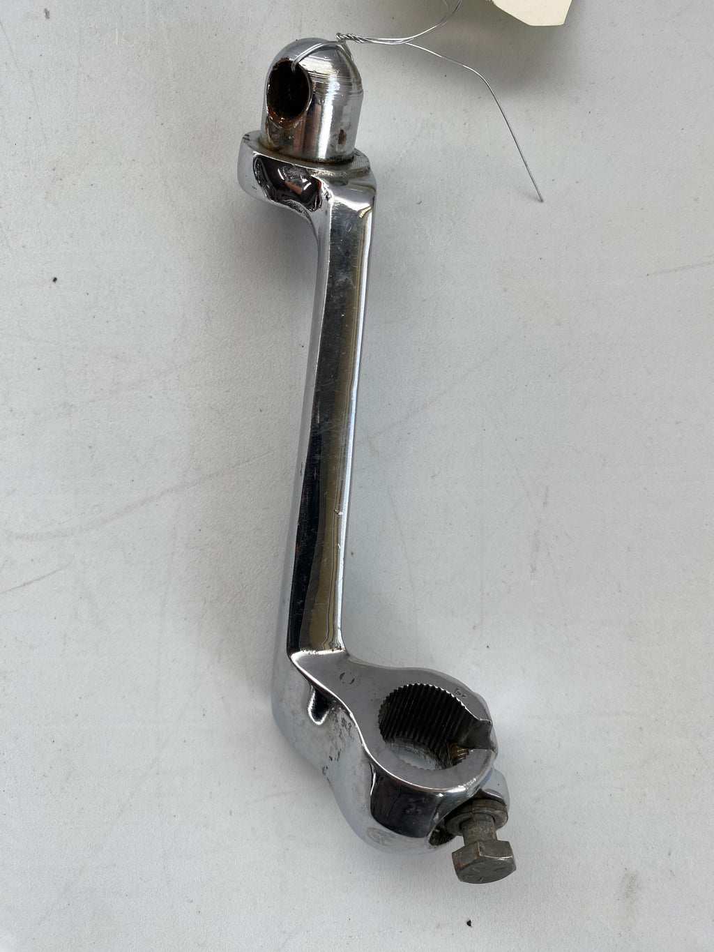 Support de cale pied droit Sportster Harley Davidson REF OEM 50949-67