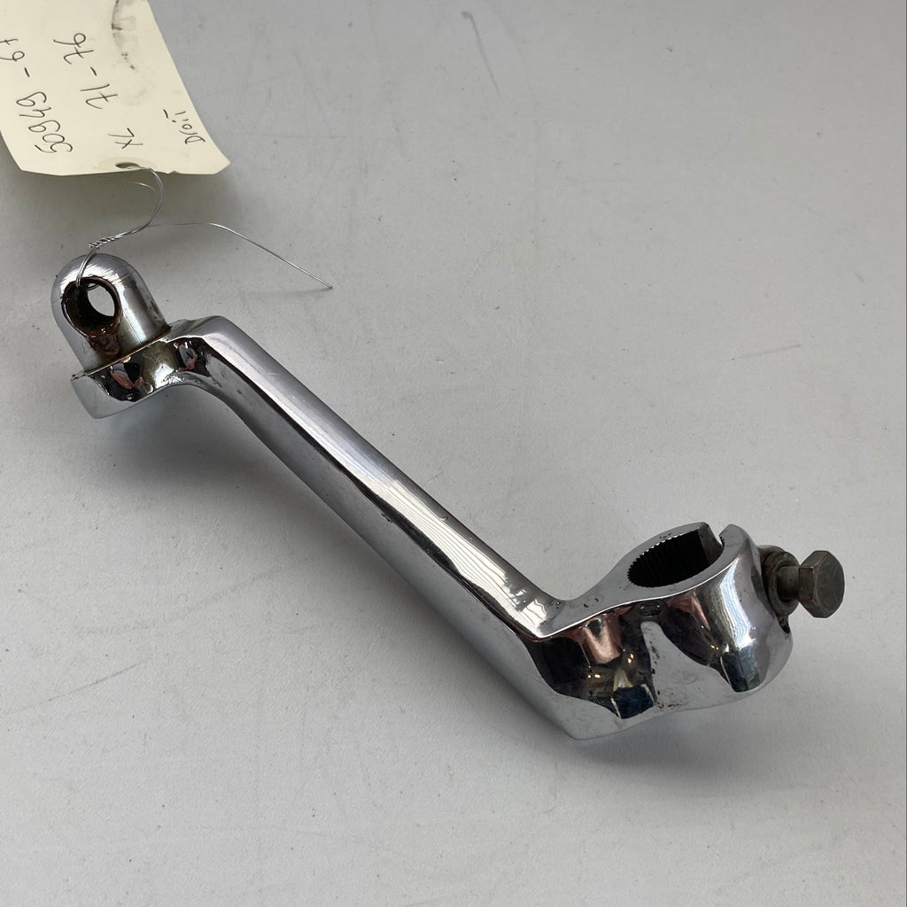 Support de cale pied droit Sportster Harley Davidson REF OEM 50949-67