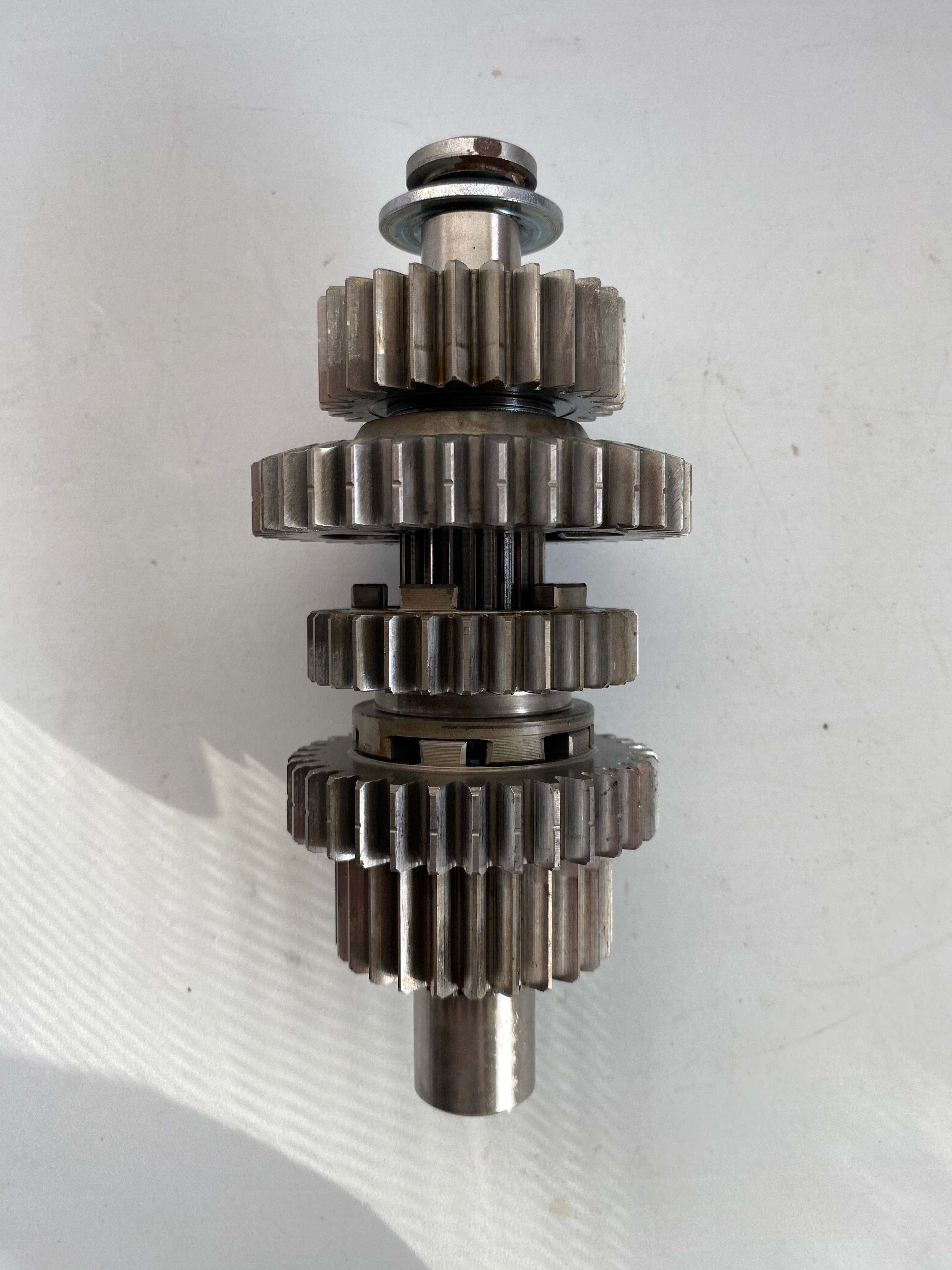 Arbre secondaire boite à 5 vitesses Sportster Buell Harley Davidson REF OEM 35641-89