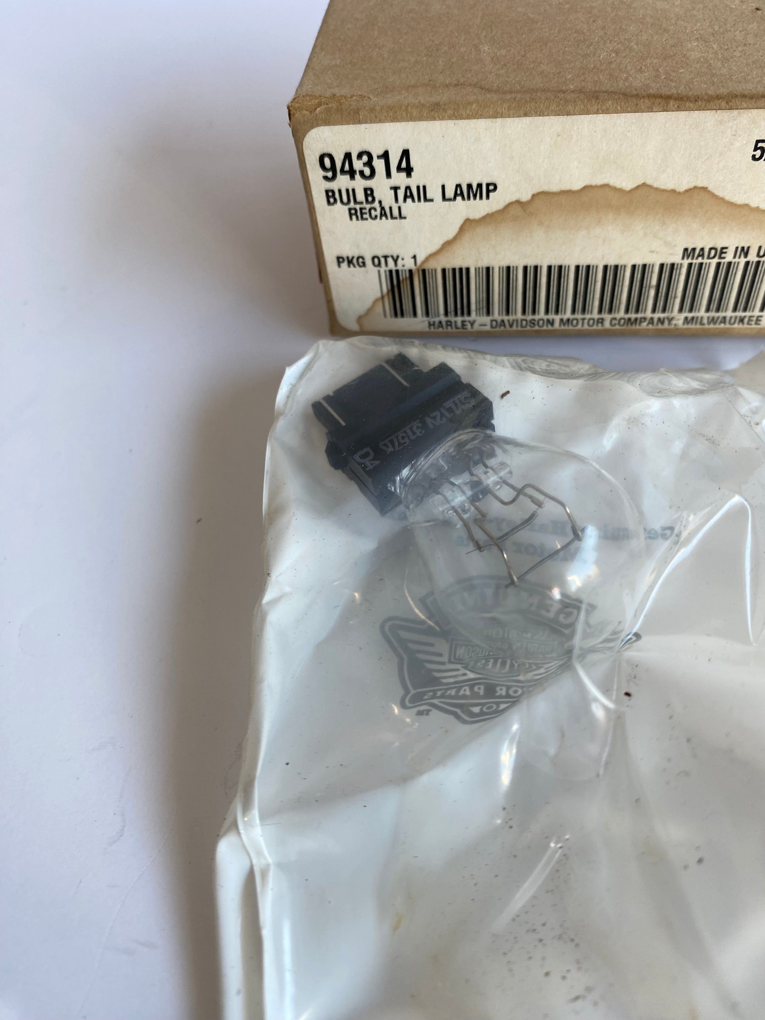 Harley Davidson Tail Light Bulb REF OEM 68167-04
