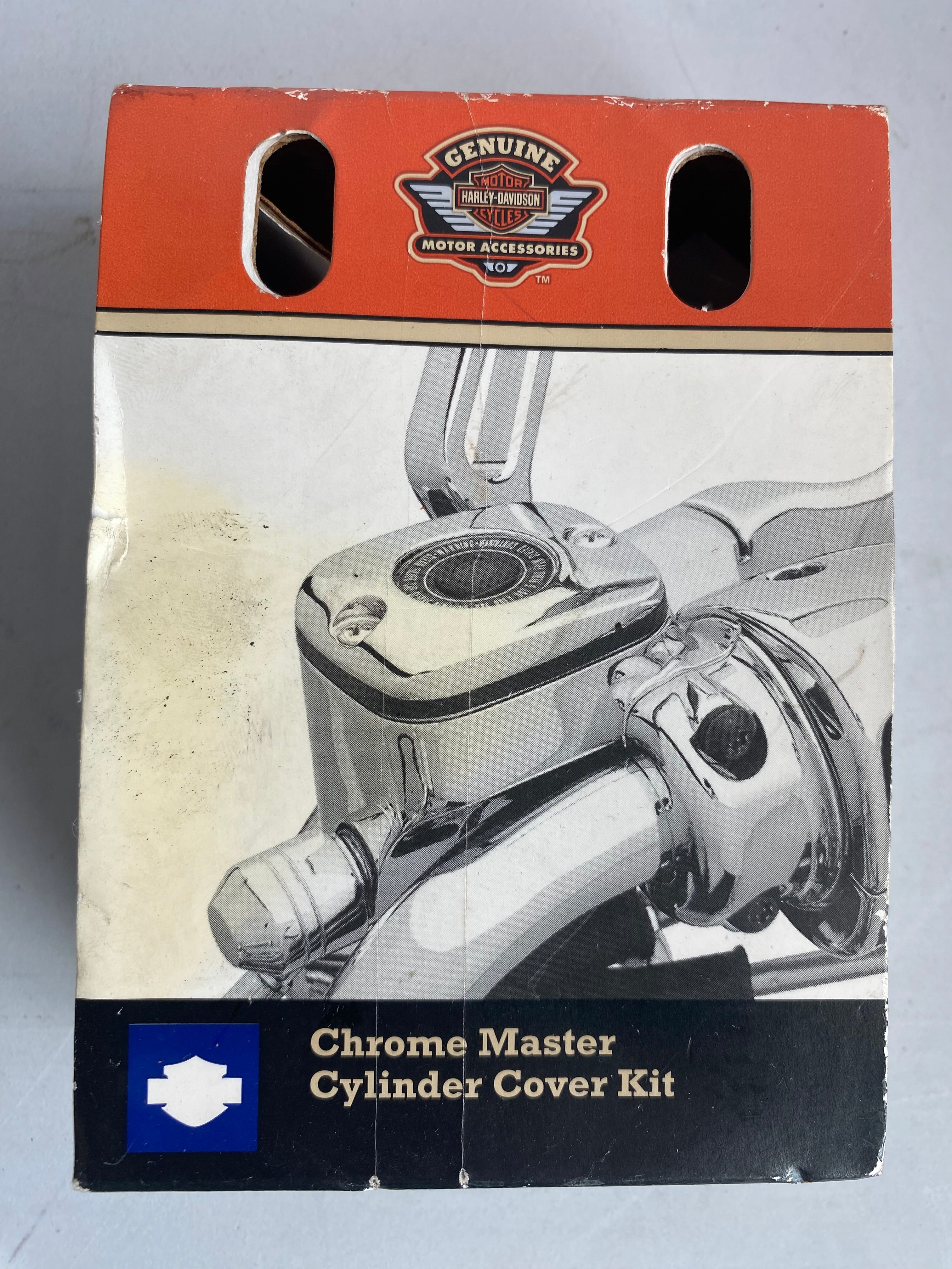 Couvercle de maitre cylindre de frein avant chromé Harley Davidson REF 46424-05B