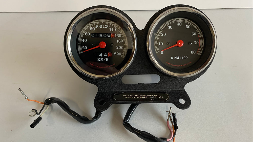 Compteur et compte tours Sportster anniversaire 90 ans Harley Davidson REF OEM 67099-92