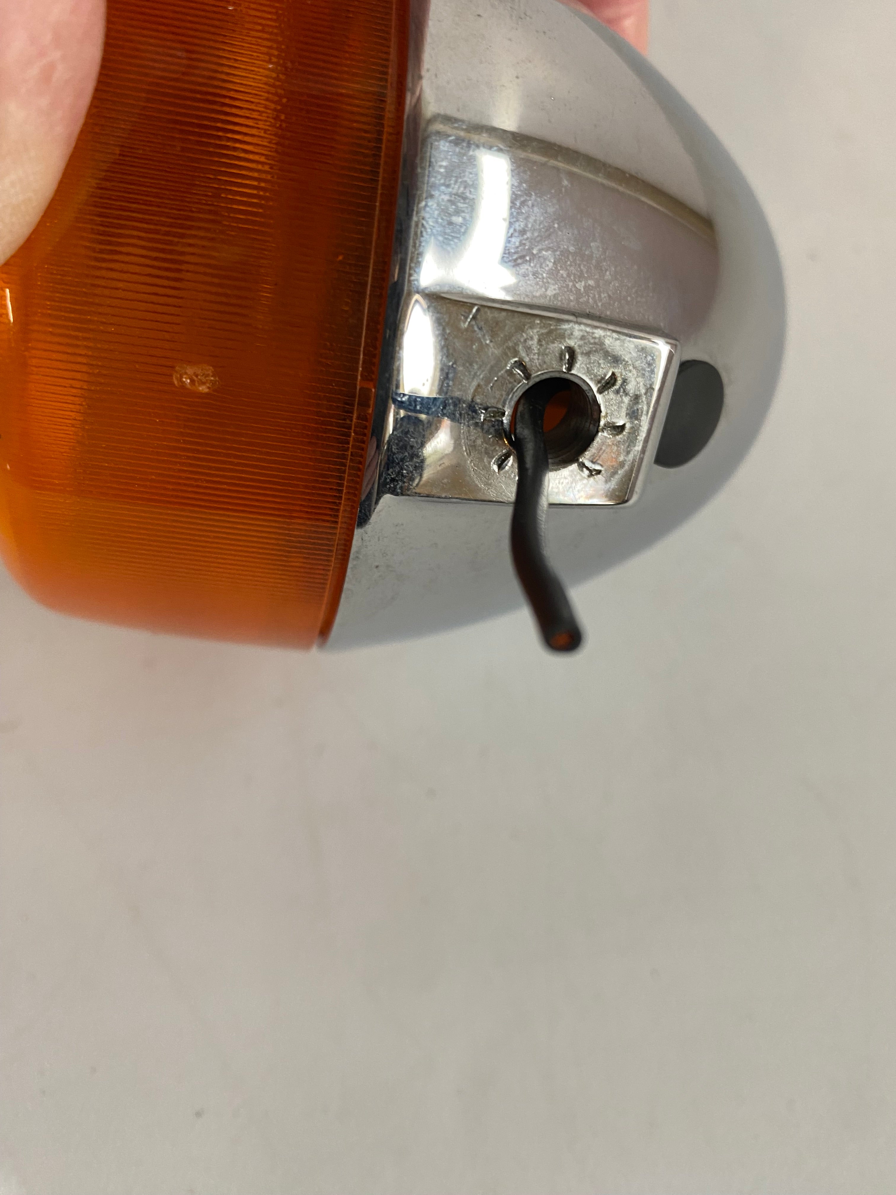 Clignotant arrière Harley Davidson REF OEM 68403-86A