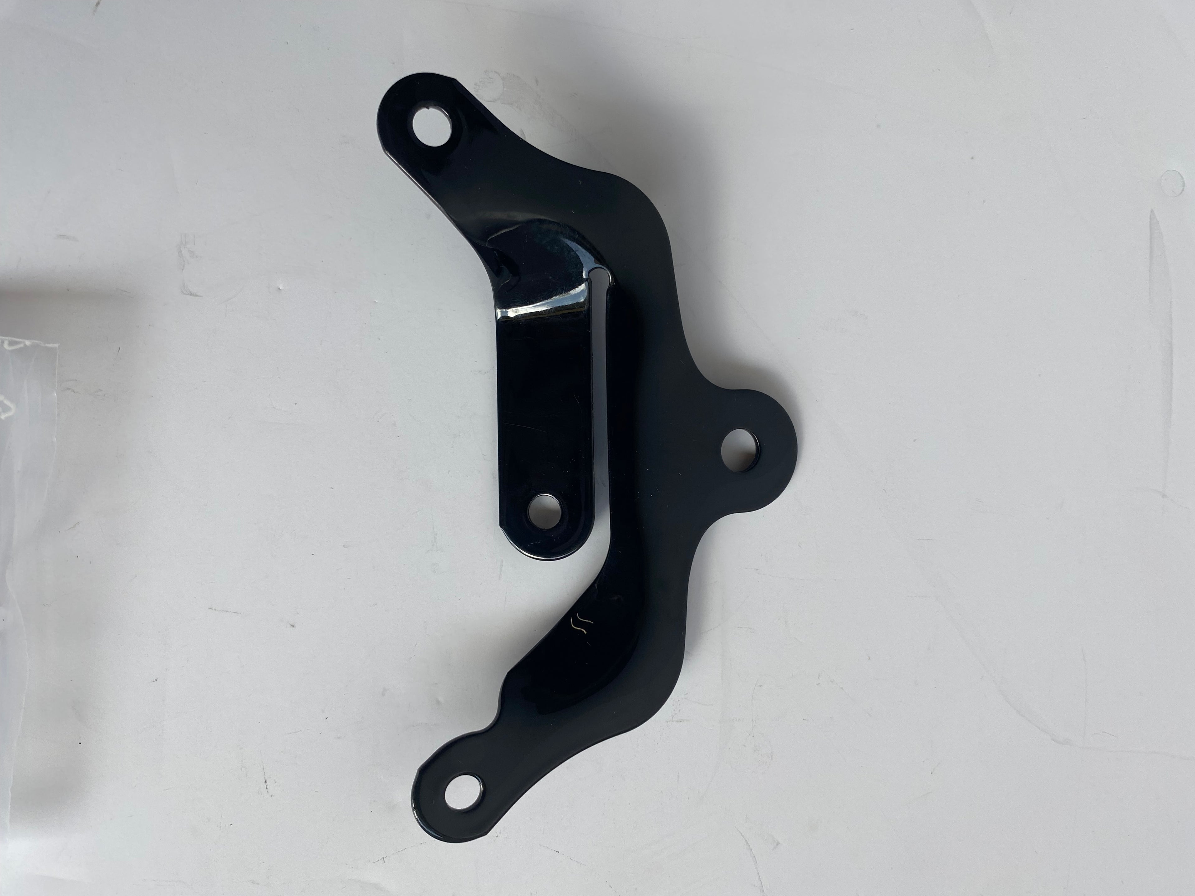 Zentrale schwarze Hupe Halterung VROD Harley Davidson REF OEM 69152-01A