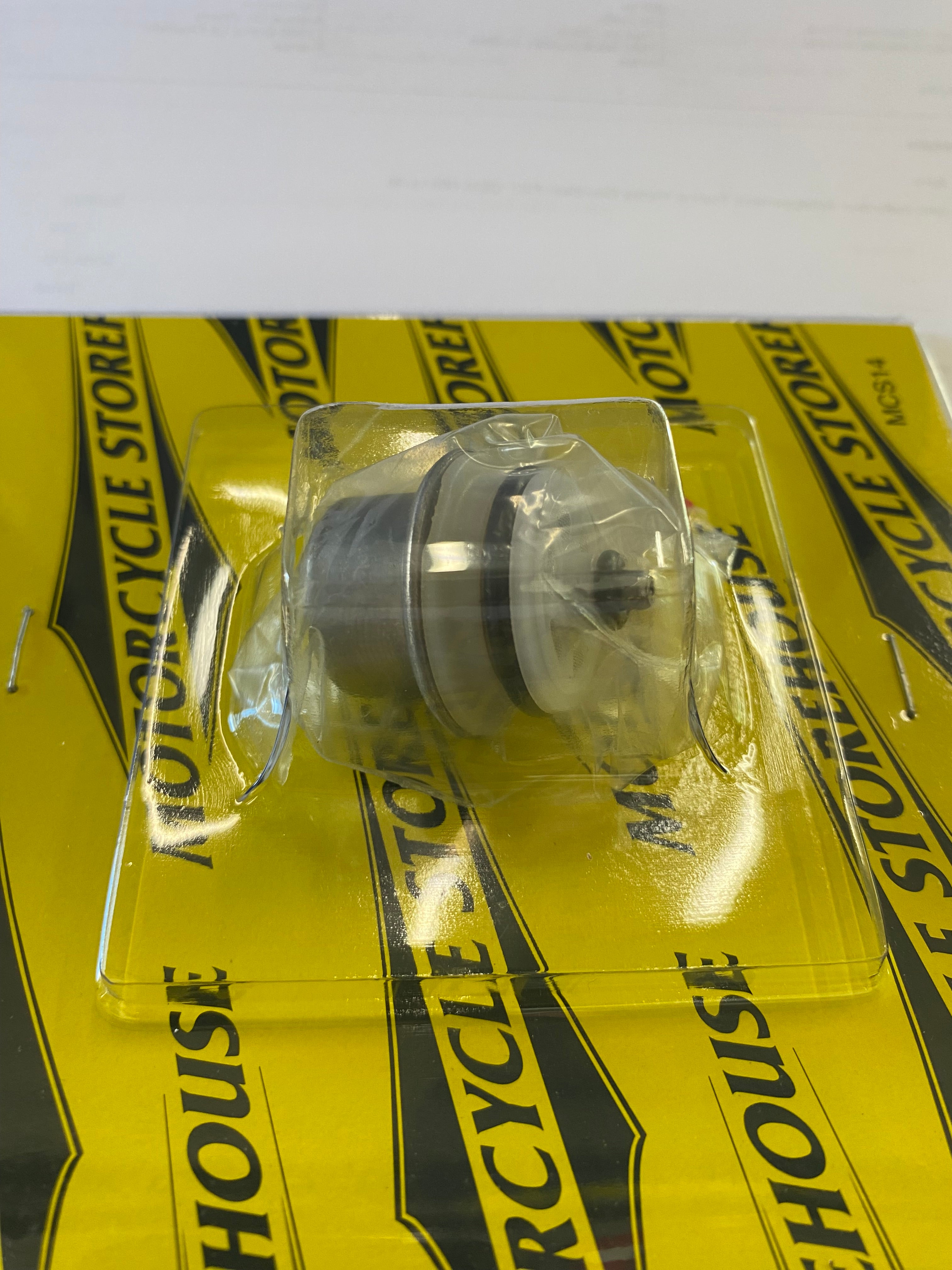 Régulateur de pression d'essence Harley Davidson REF OEM 61015-04A