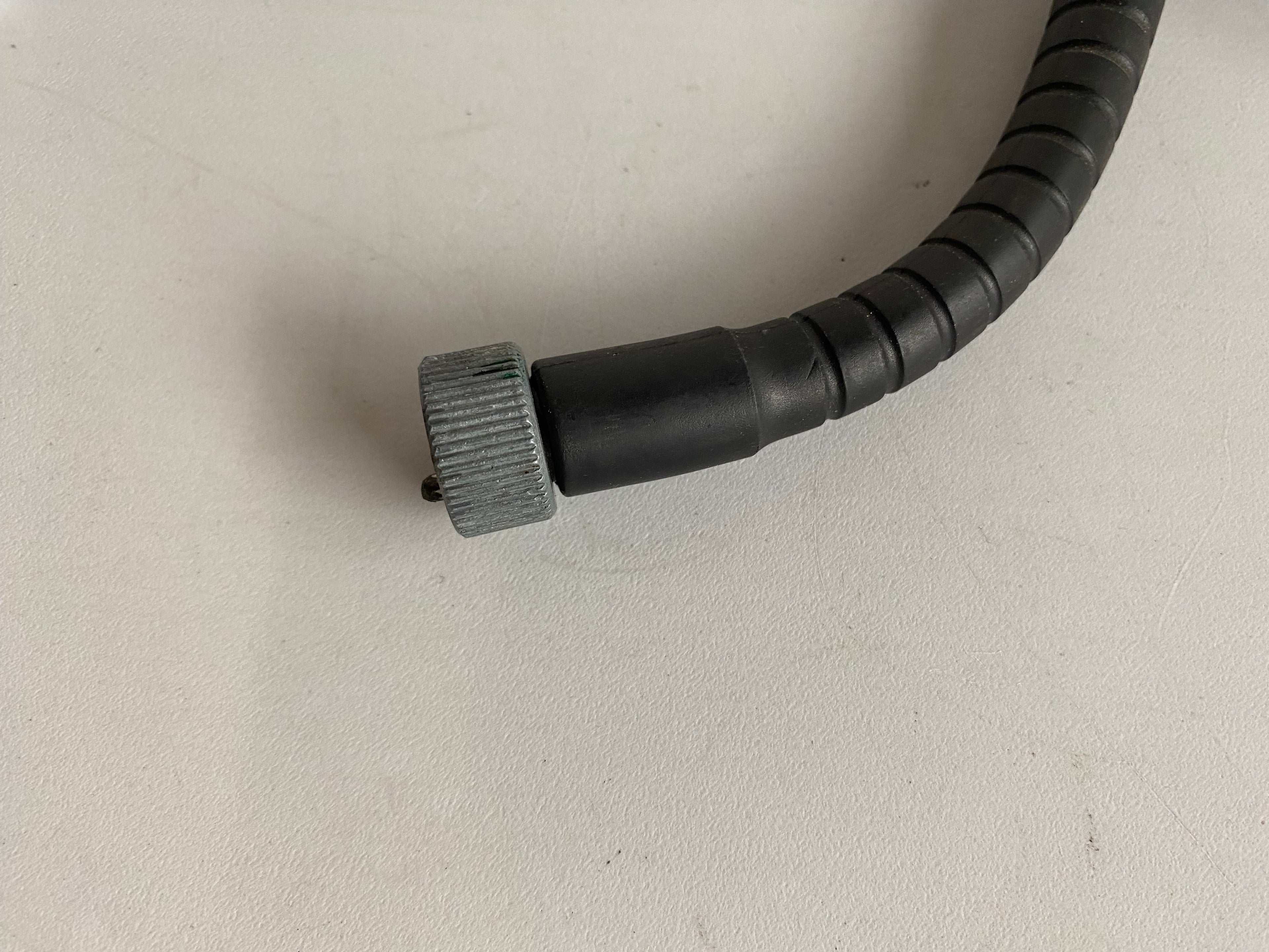 Cable de compteur Sportster Harley Davidson REF OEM 67063-89