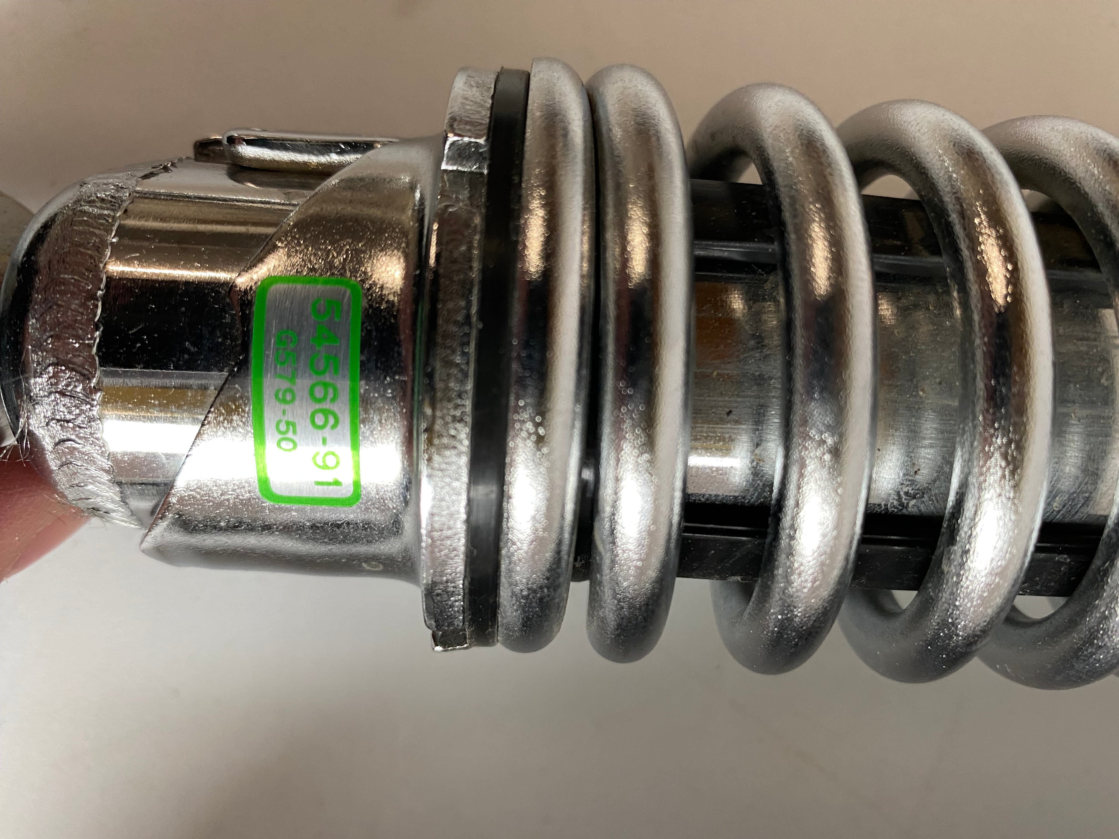 Jeu d'amortisseurs chromés Sportster Harley Davidson REF OEM 54566-91