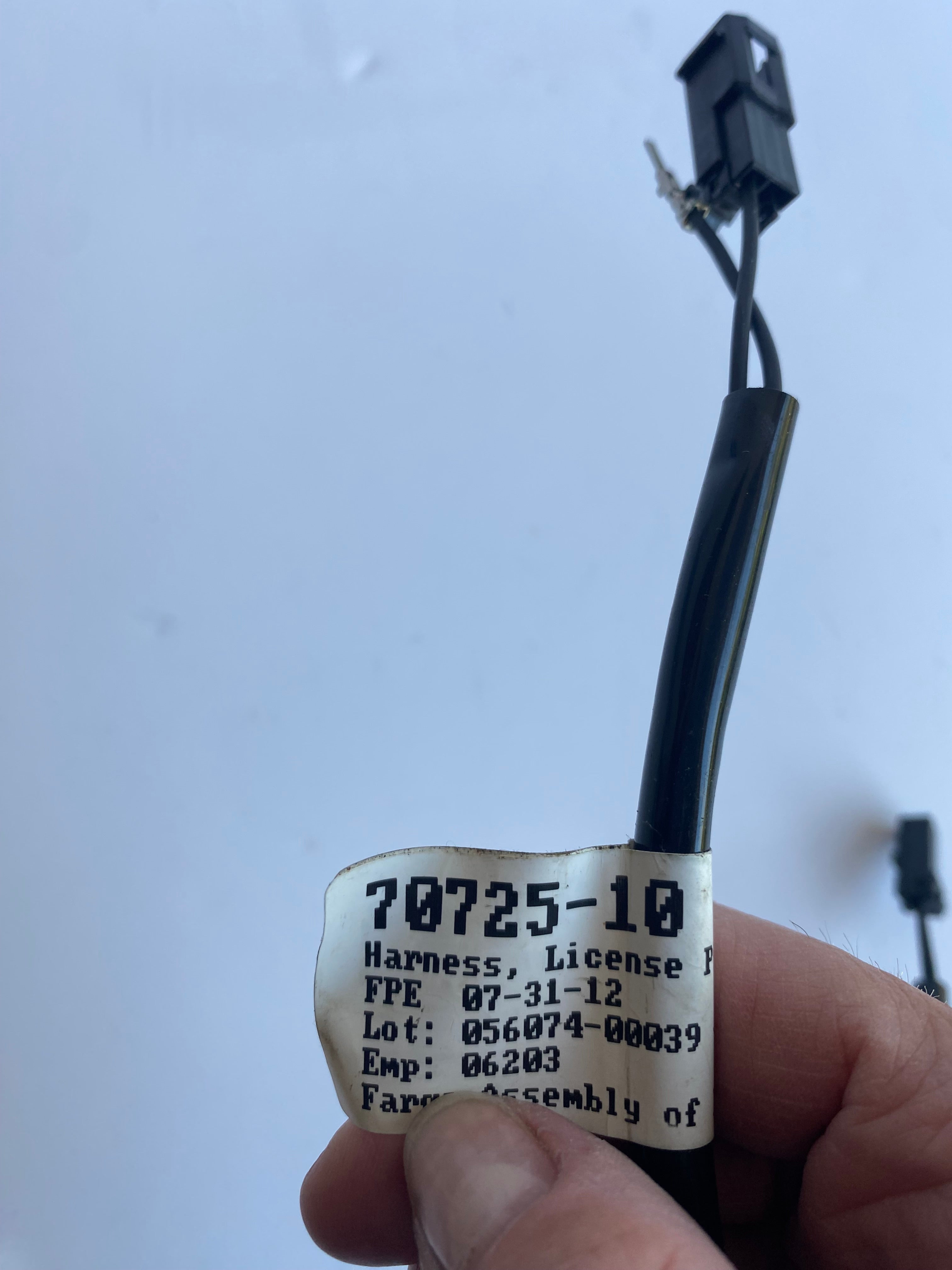 Rallonge faisceau éclairage plaque immatriculation Harley Davidson REF OEM 70775-10