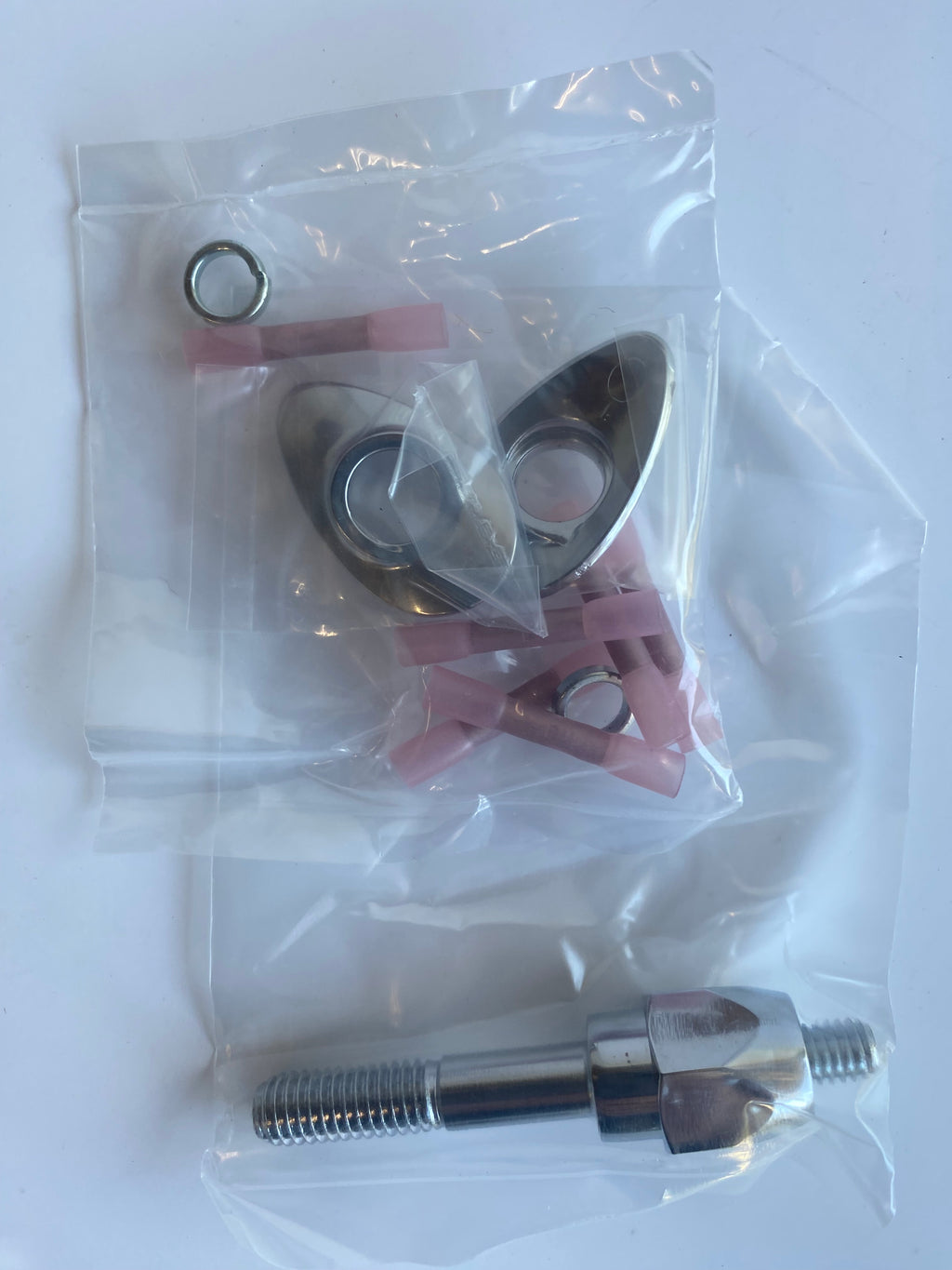 Kit relocalisation pour clignotants arrière Dyna Harley Davidson REF 53968-06C