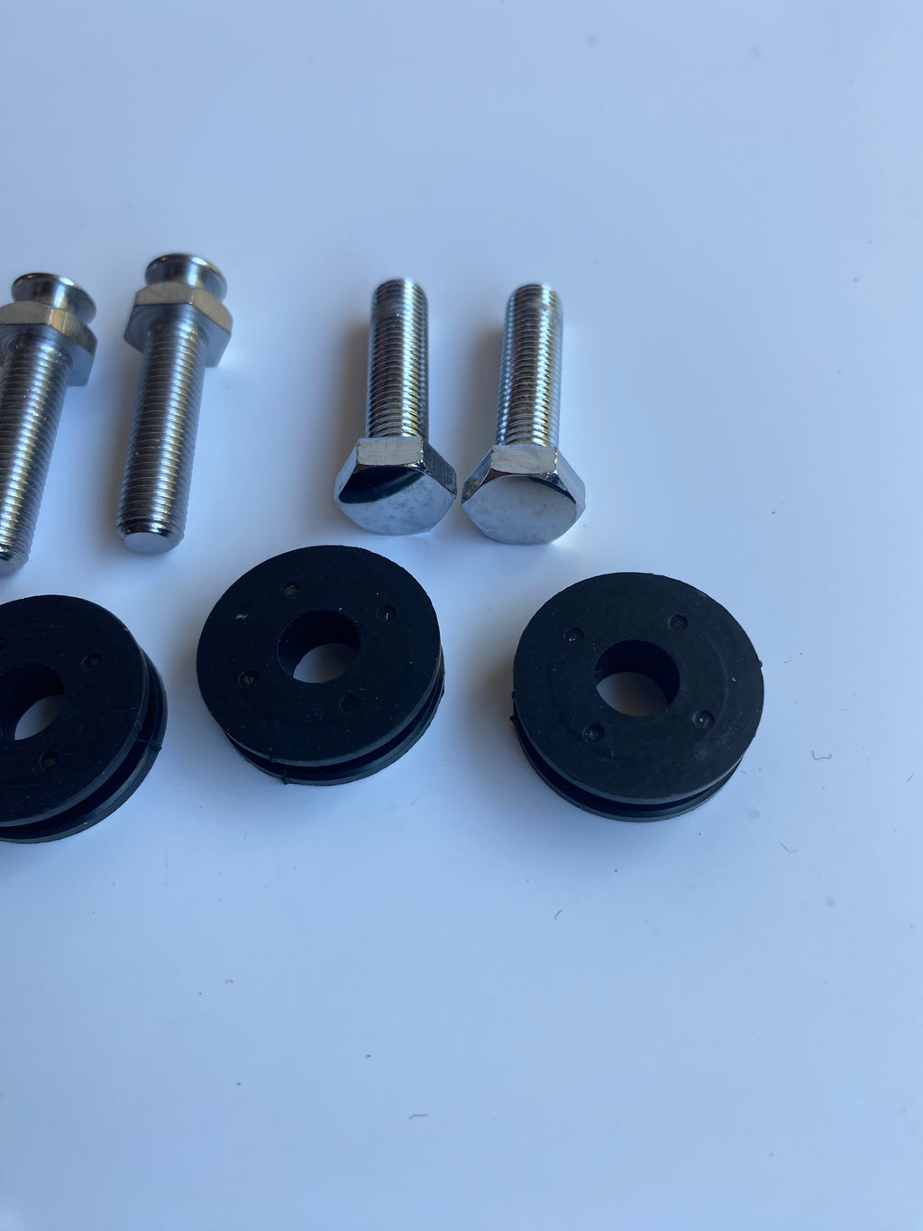 Kit de fixation pare brise Softail Harley Davidson REF 68000069