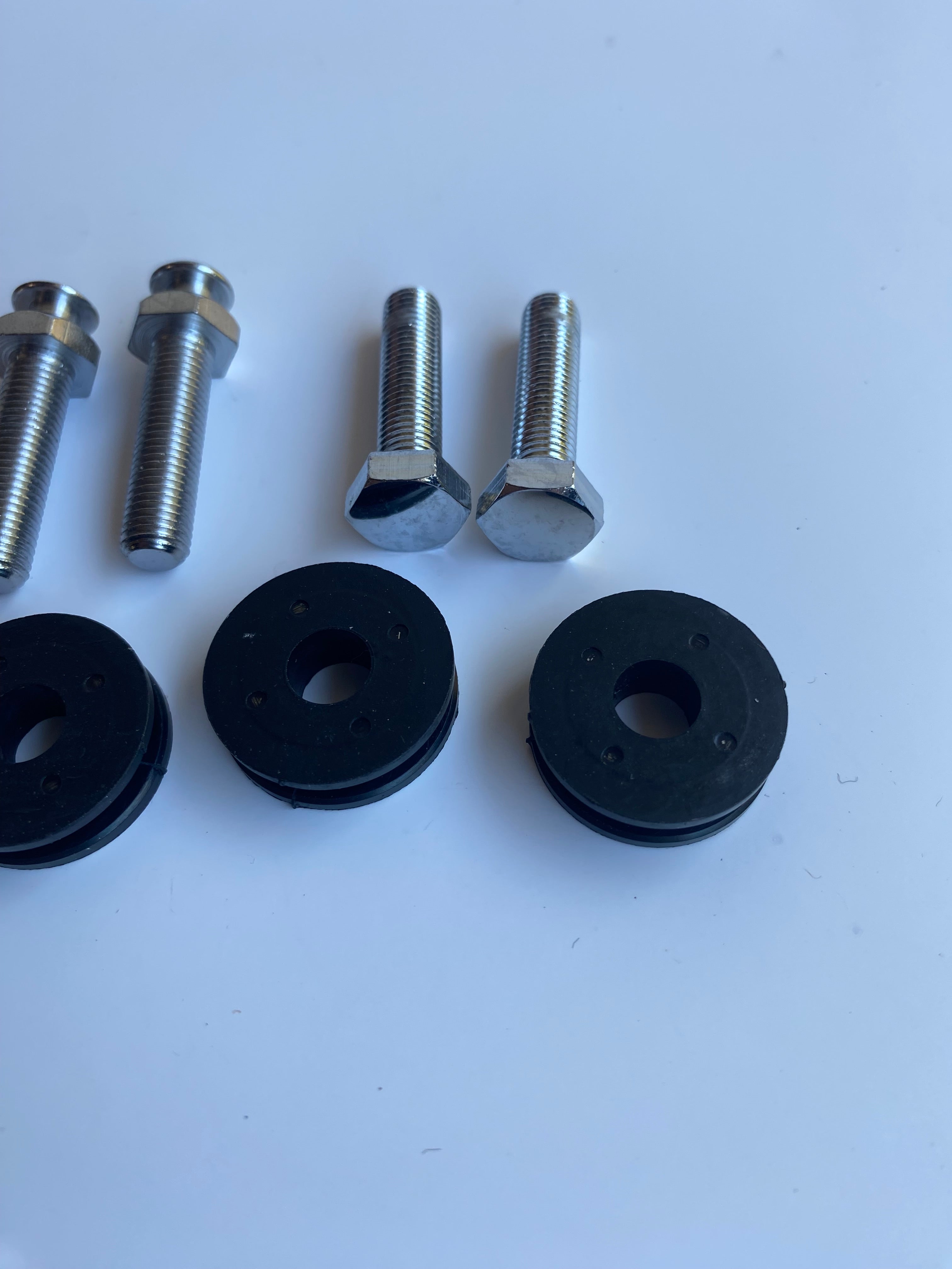 Kit de fixation pare brise Softail Harley Davidson REF 68000069