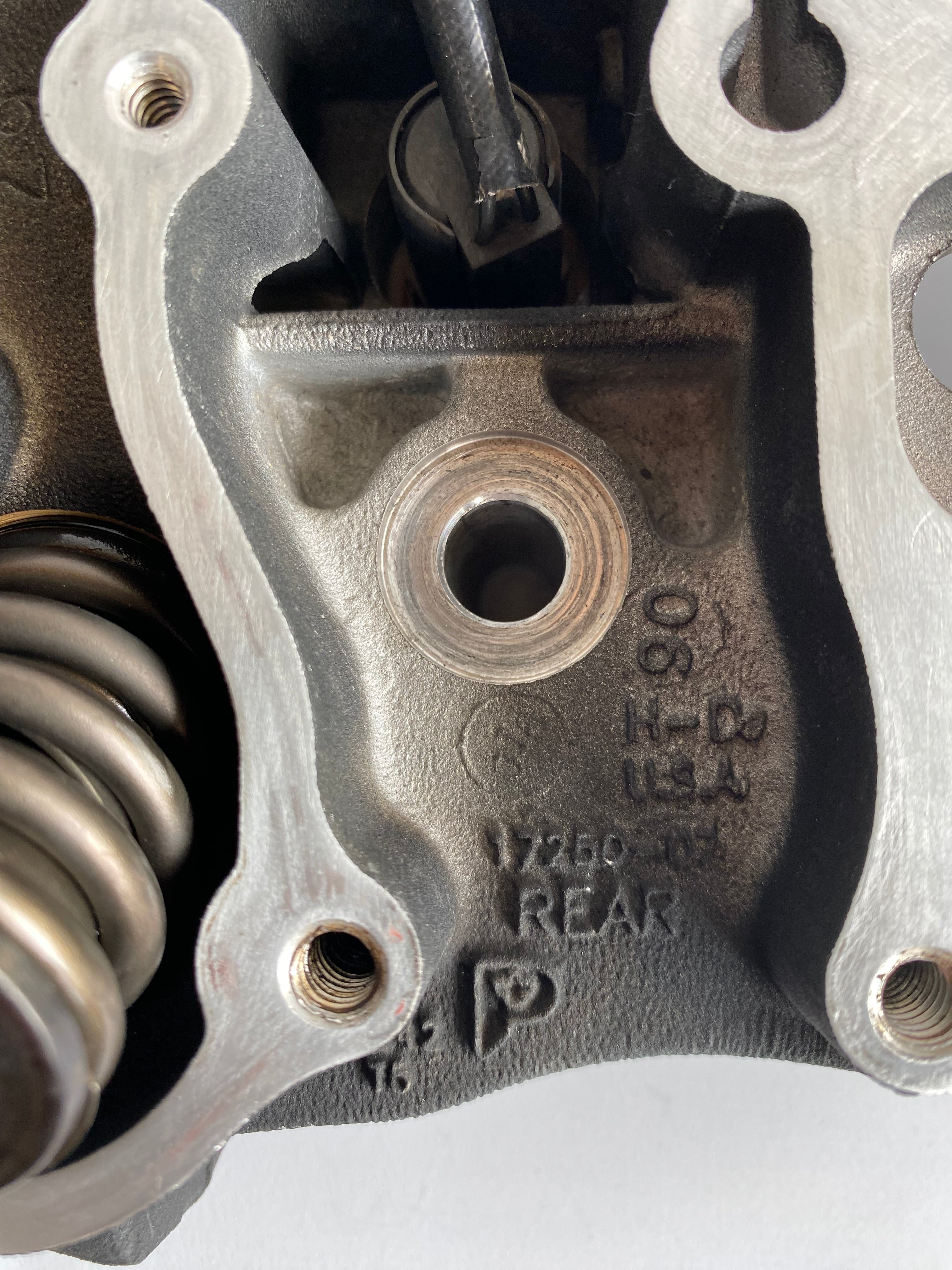 Jeu de culasses de moteur Twin cam 110 Harley Davidson REF OEM 17251-07B & 17252-07A