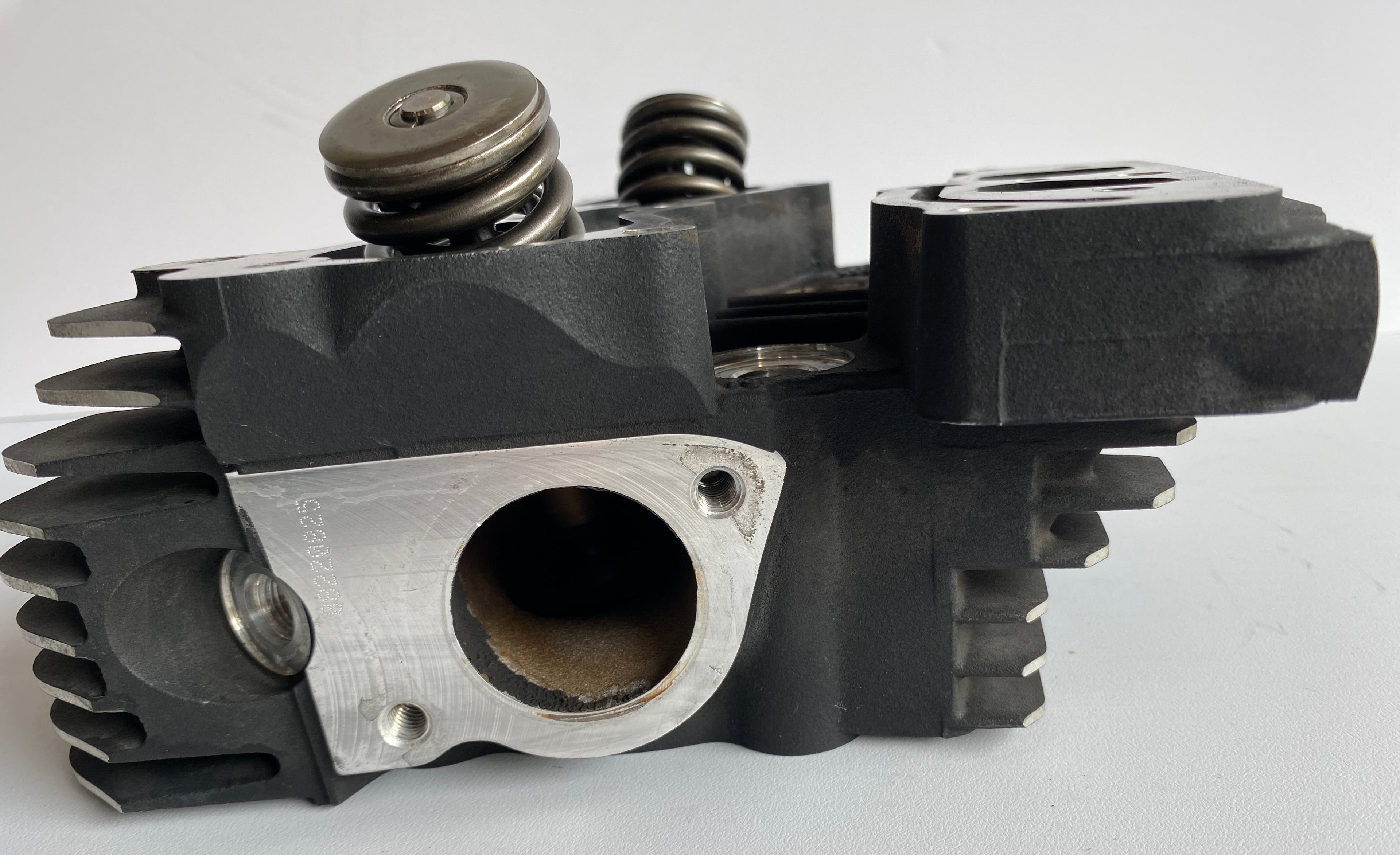 Culasse avant Twin Cam 1450 Harley Davidson REF OEM 16722-99