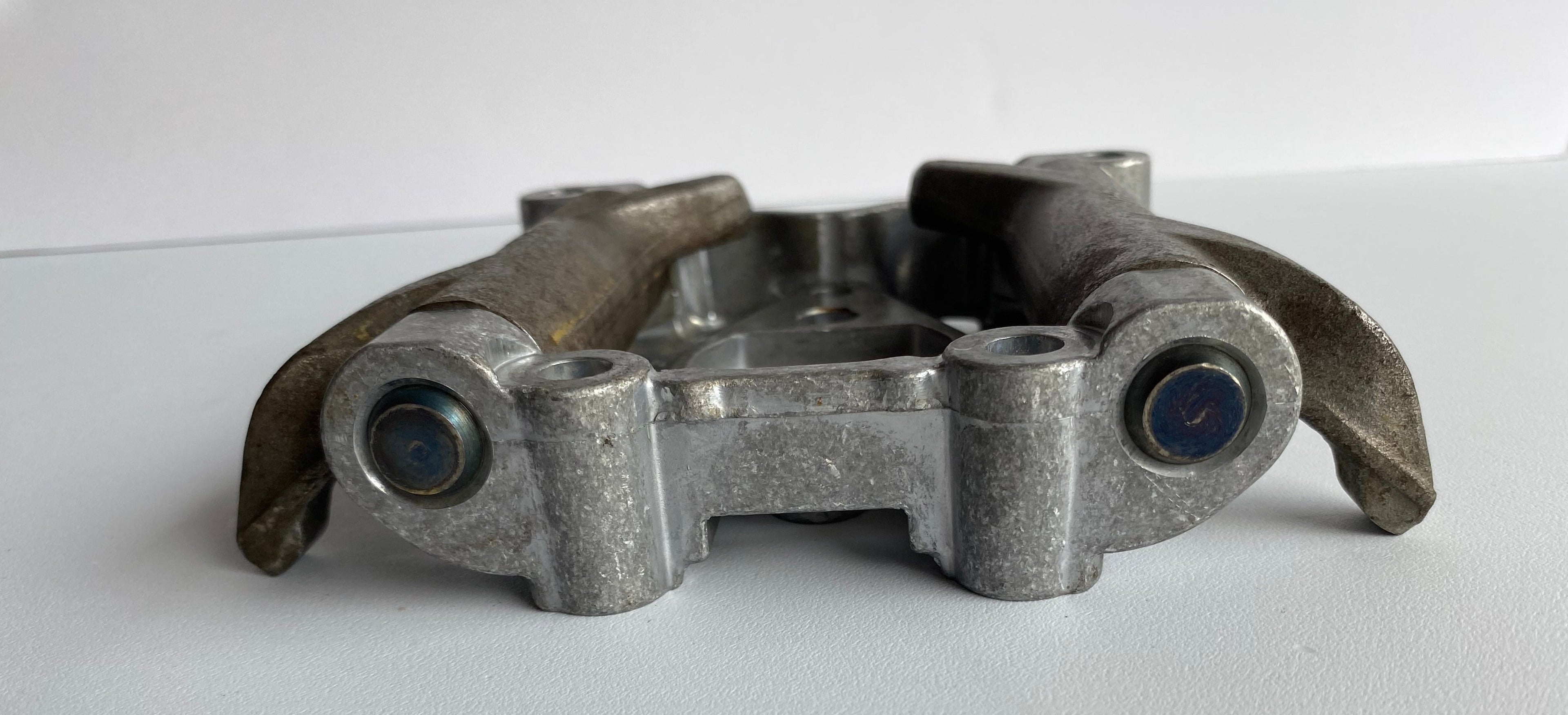 Culbuteurs + support moteur Twin Cam Harley Davidson REF OEM 17594-99