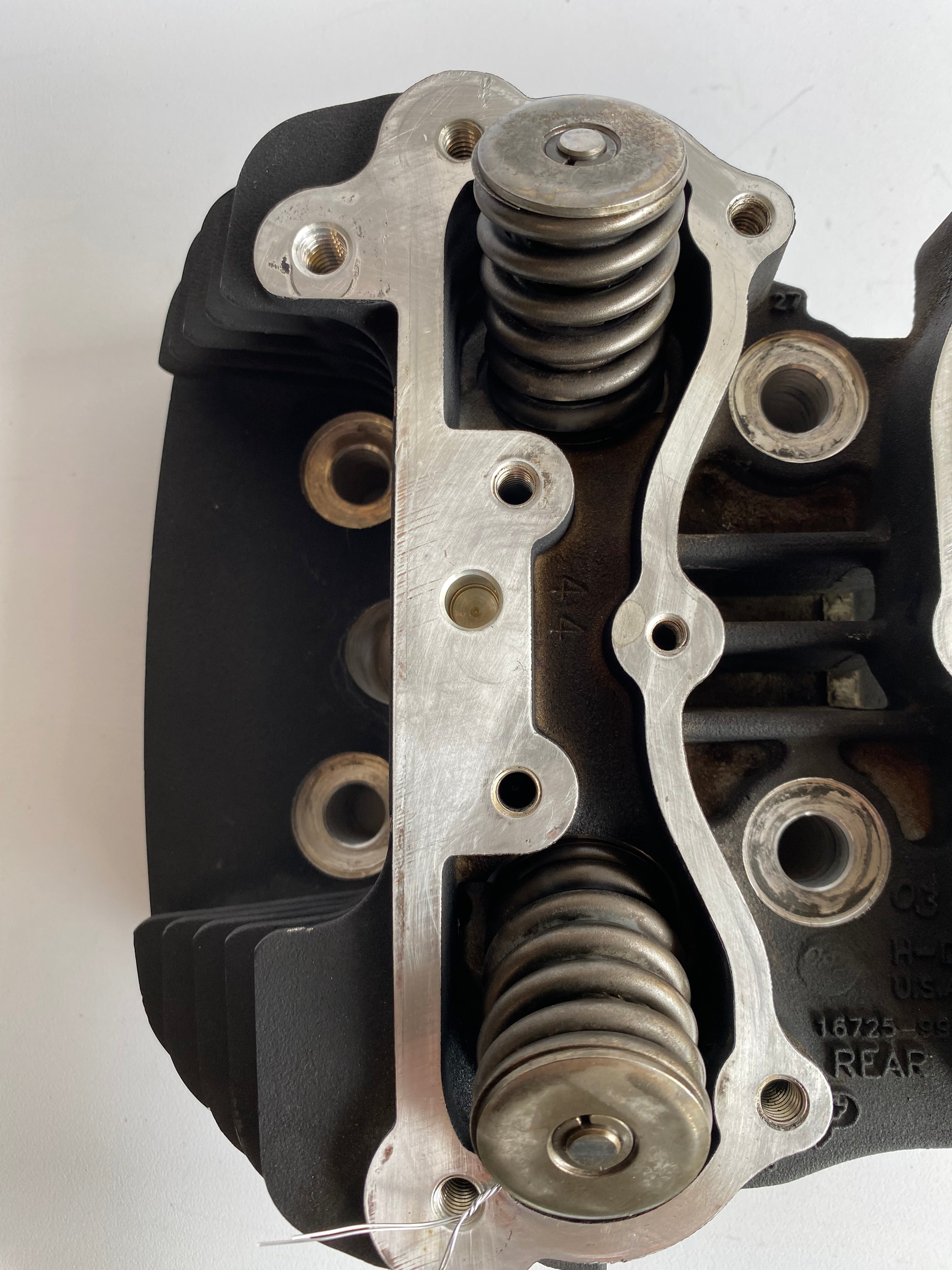 Culasse arrière Twin Cam 1450 Harley Davidson REF OEM 16724-99